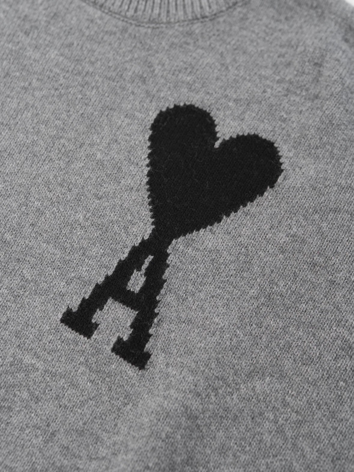 Item ID 8248 AMI Big love black label Logo Wool blend crew neck pullover sweater fo