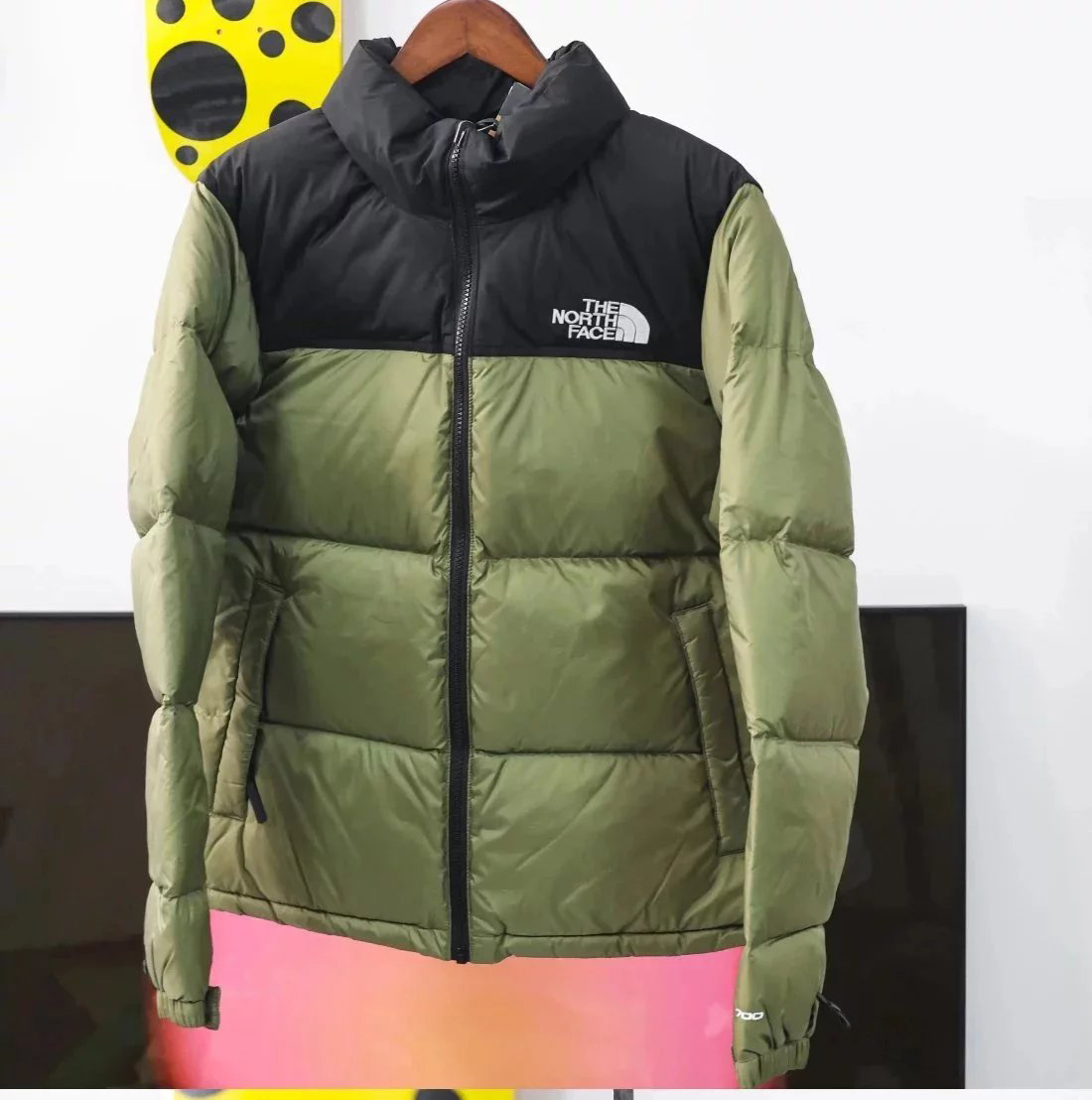 Item ID 8097 90% Down - Correct 85% Goose Down - Poison Home Magic Buckle+Hexagonal