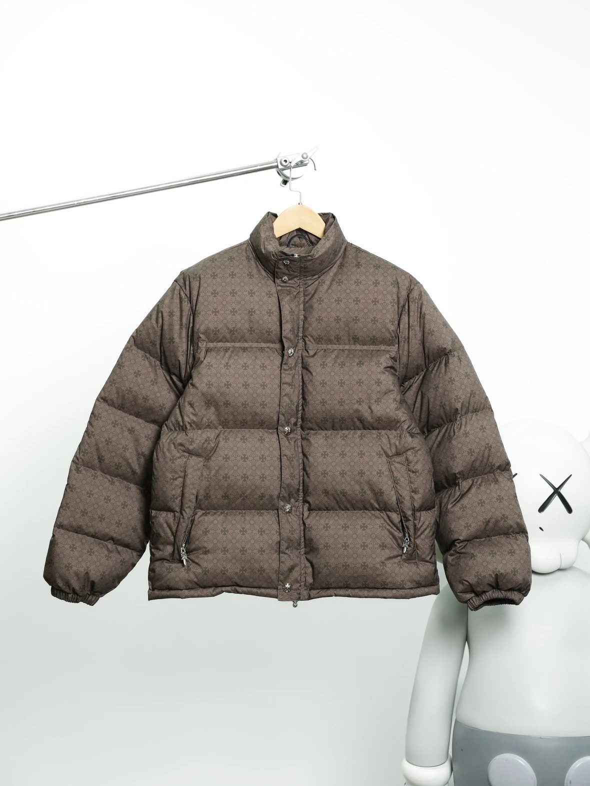 Item ID 8110 Crow heart CH full print logo“90 white duck down ”“ Exclusive distress