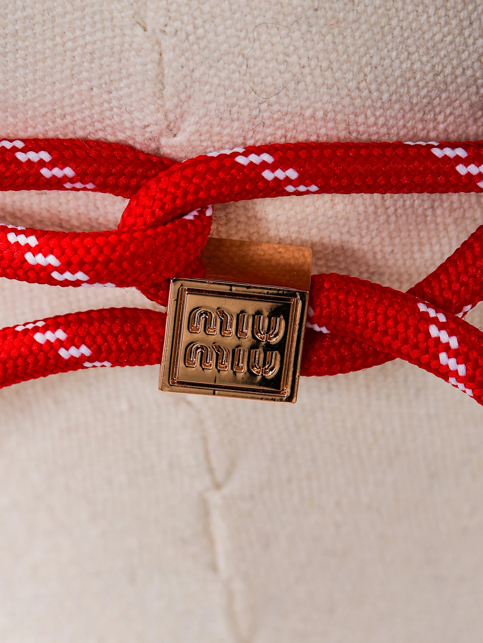 Item ID 8417 MiuMiu- Miu Miu -2024FW- Drawstring contrasting baseball cap - embroid