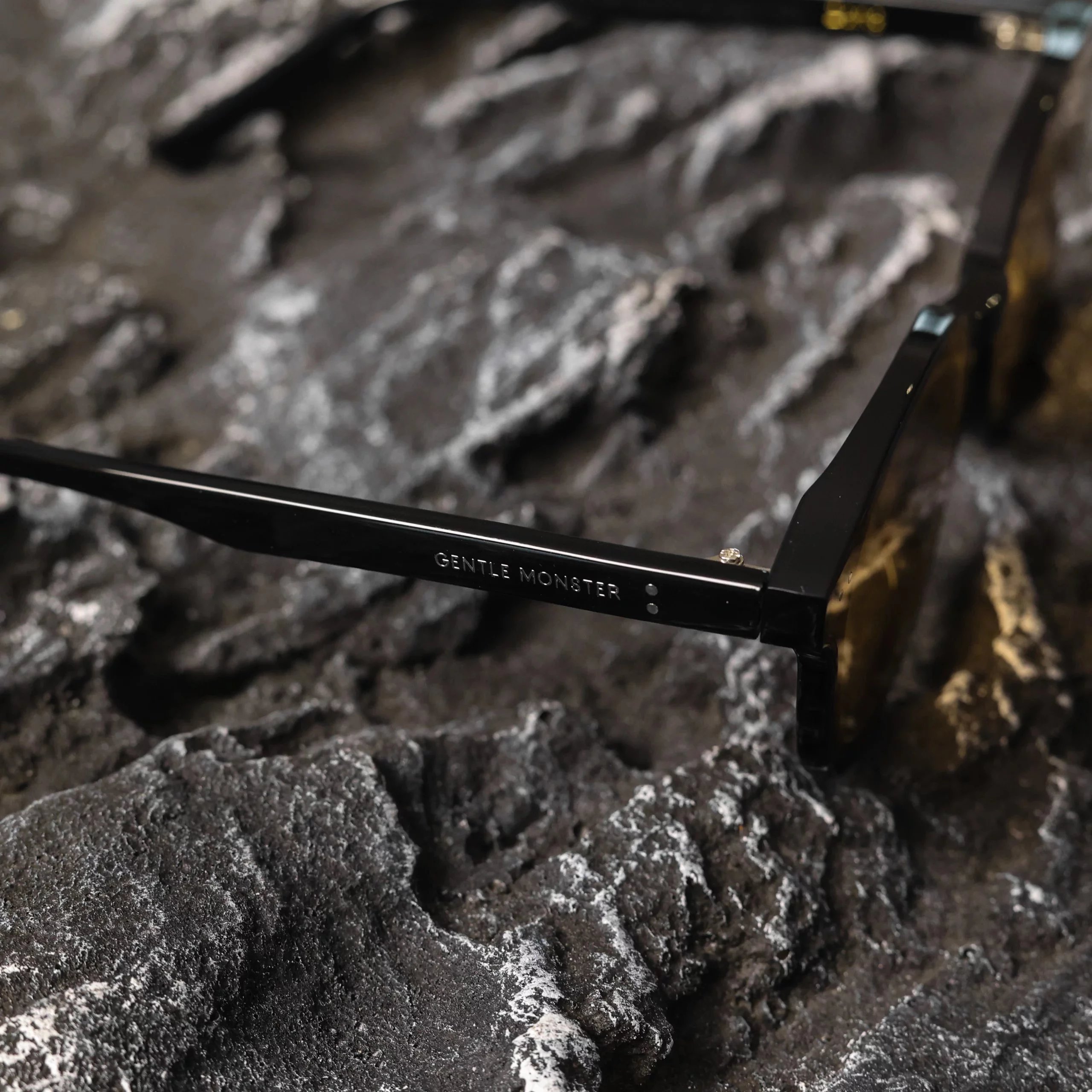 Item ID 8403 After 8 months _- Gentleman Monster Lang-01- Classic Sunglasses - Yell