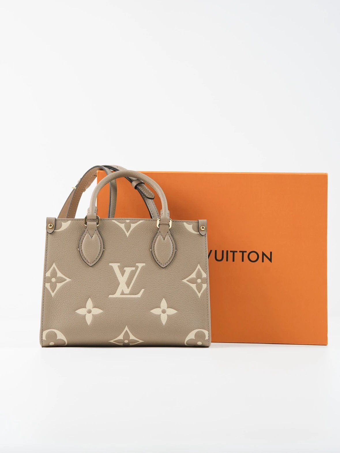 Item ID 8501 ONTHEGO-PM - Classic Old Flower Full Print - Cow Leather - Jungle Bag