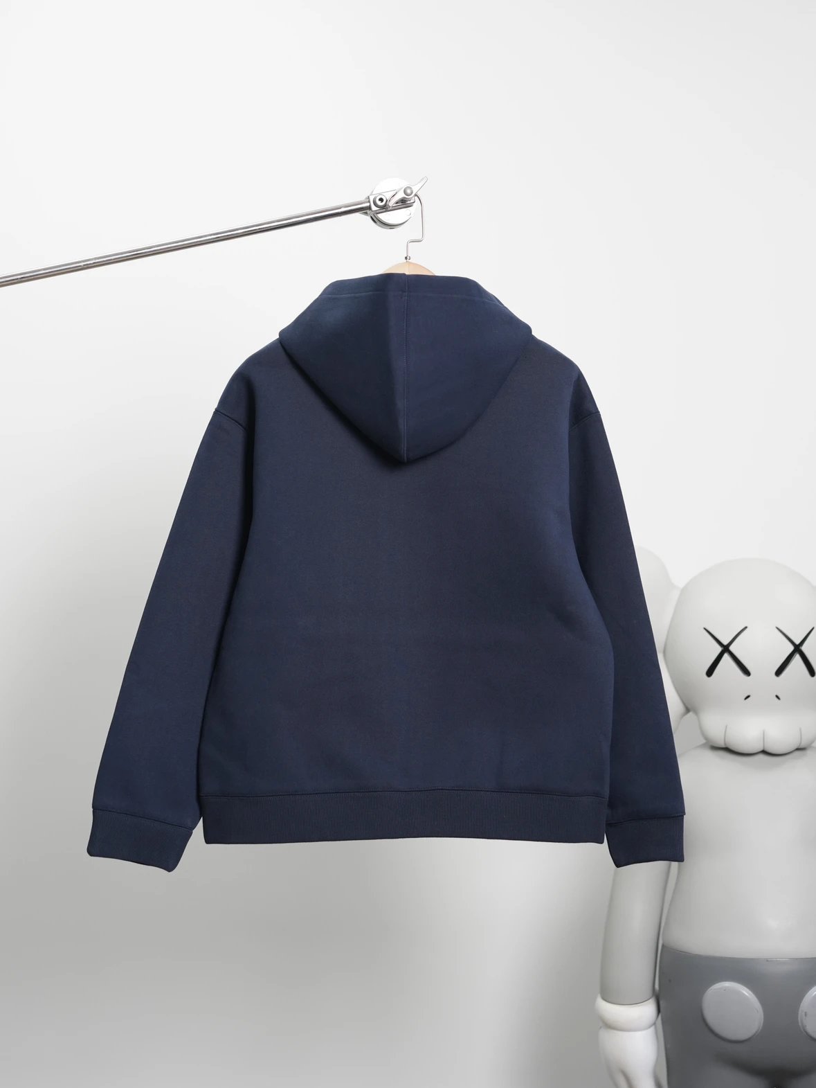 Item ID 8044 Miu Miu SS24- Custom hardware - letter Logo Printed zip hooded long-sl