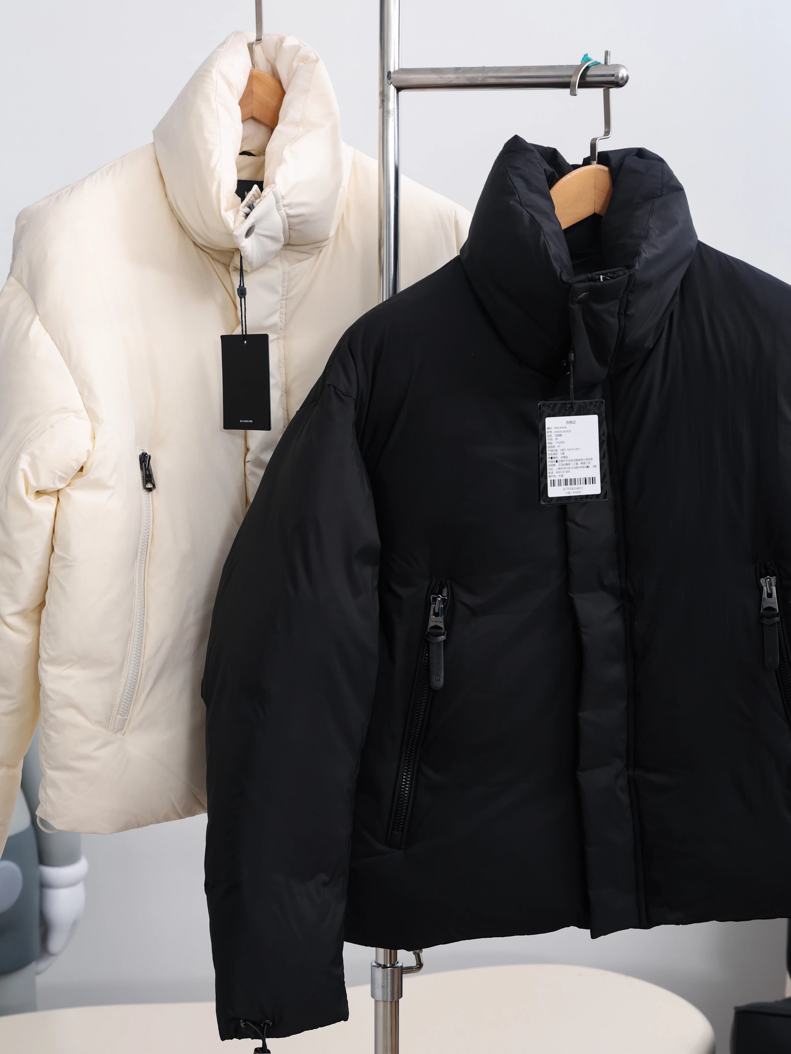 Item ID 8129 MACKAGE-2023S Cloud Series -90 Velvet - Stand up Down Jacket - Breadco