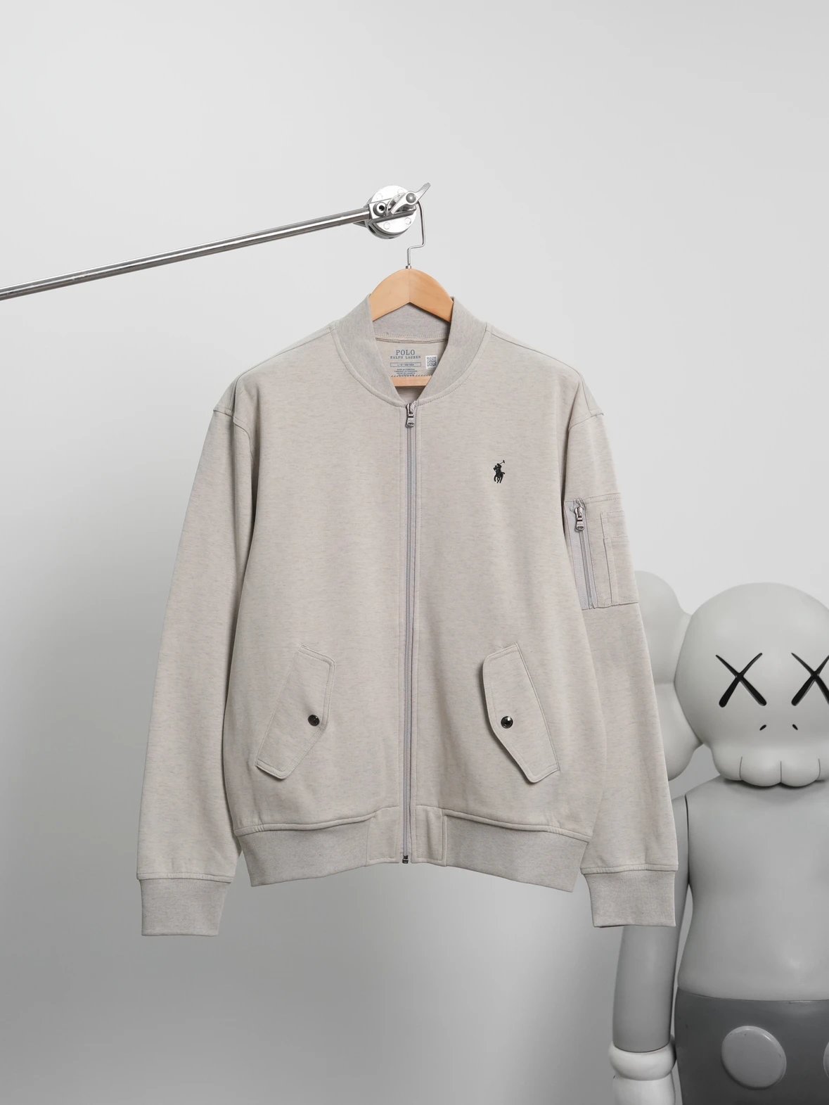 Item ID 8054 raff -FW23- solid color Logo Embroidered zipper long sleeve baseball j