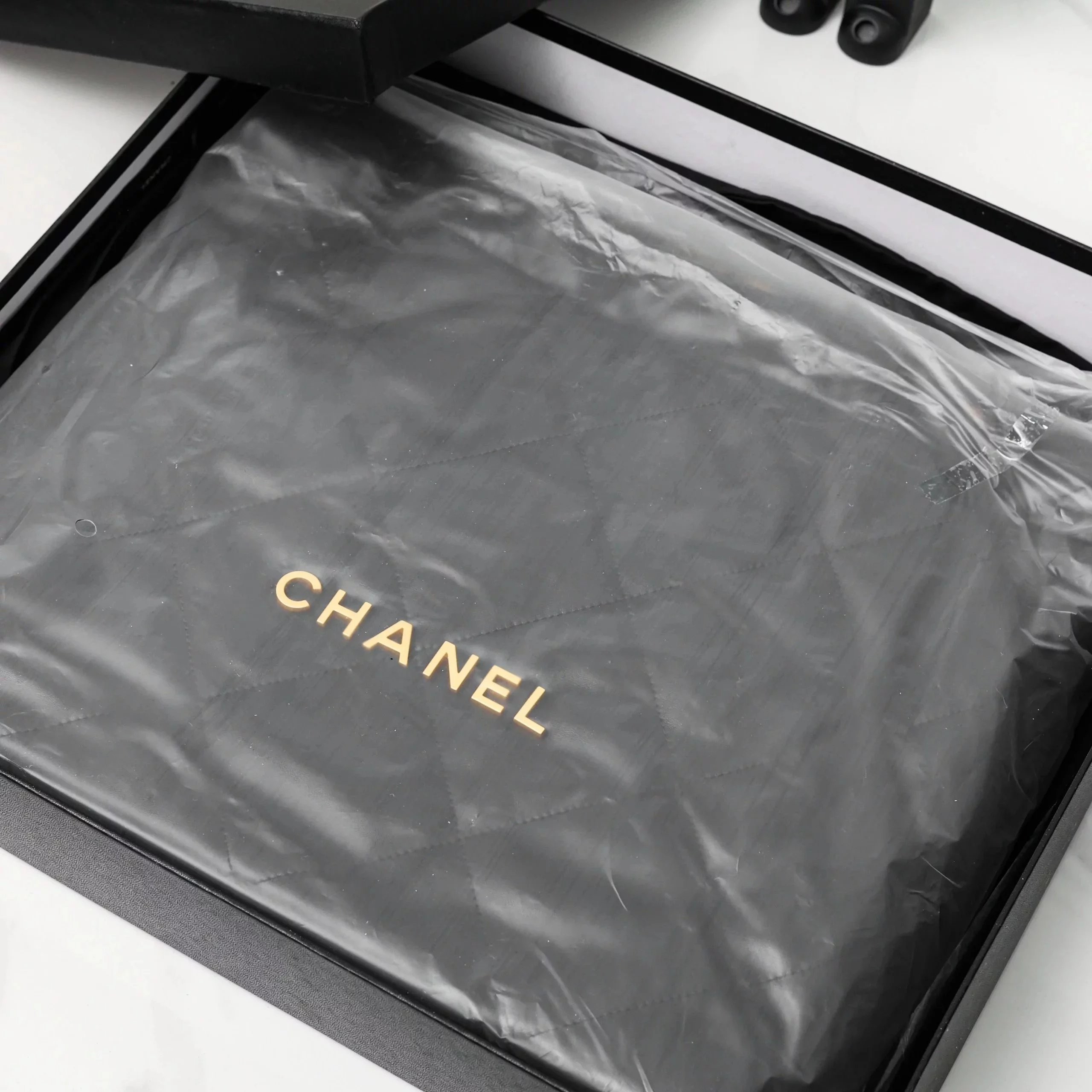 Item ID 8496 luxury garbage bag -CHANE1- Medieval luxury goods - Chanel -Vintage- s