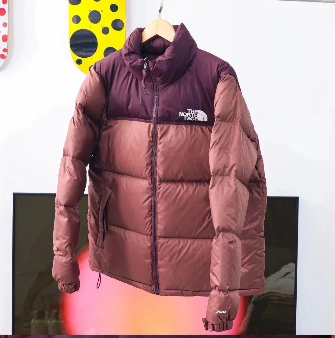 Item ID 8097 90% Down - Correct 85% Goose Down - Poison Home Magic Buckle+Hexagonal