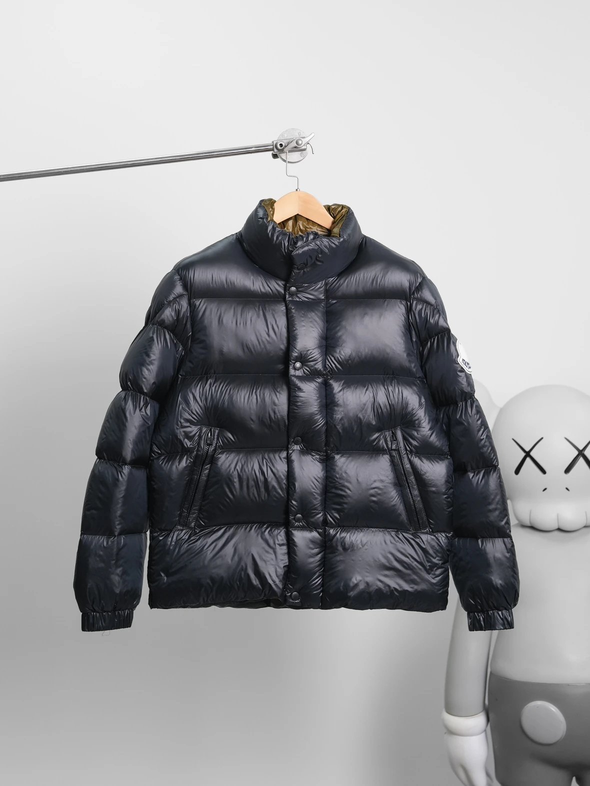 Item ID 8121 M0 include Tripiti - _Double layer high-density nylon fabric_ _Nationa