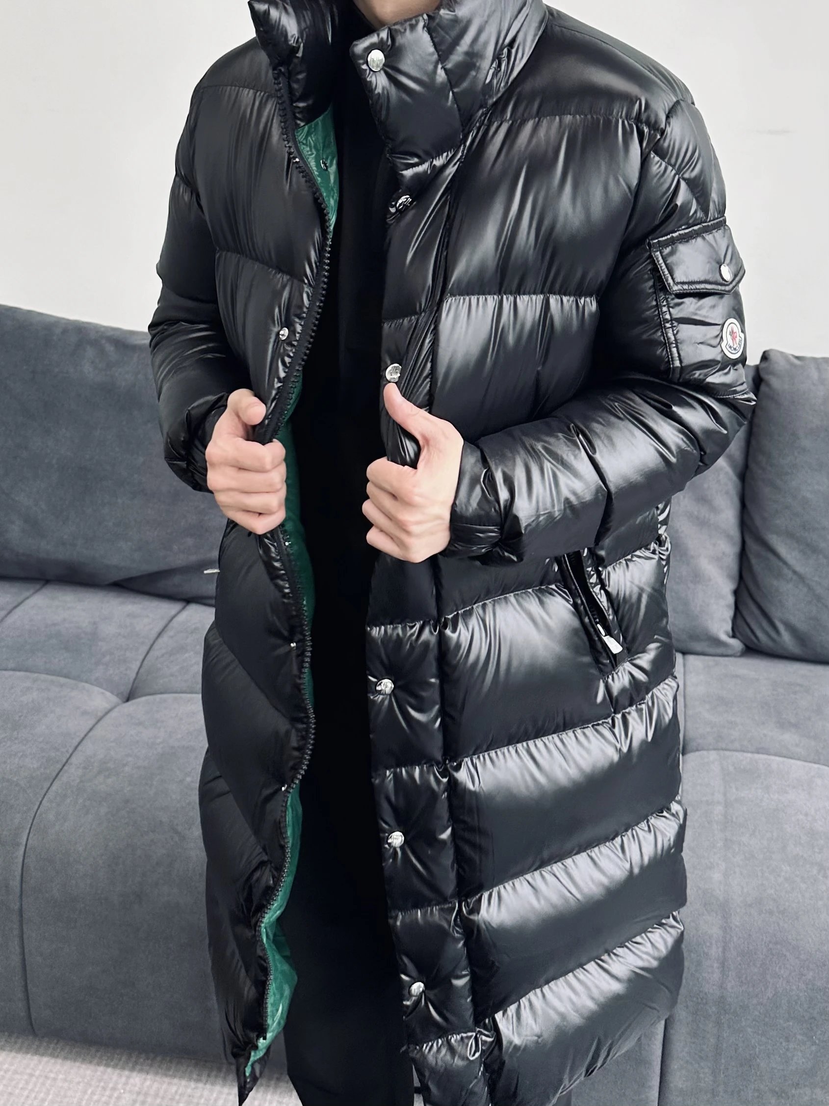 Item ID 8123 M0NCLER - Mound Mouth - Maya Maire Series -90 Velvet Making - Hooded B