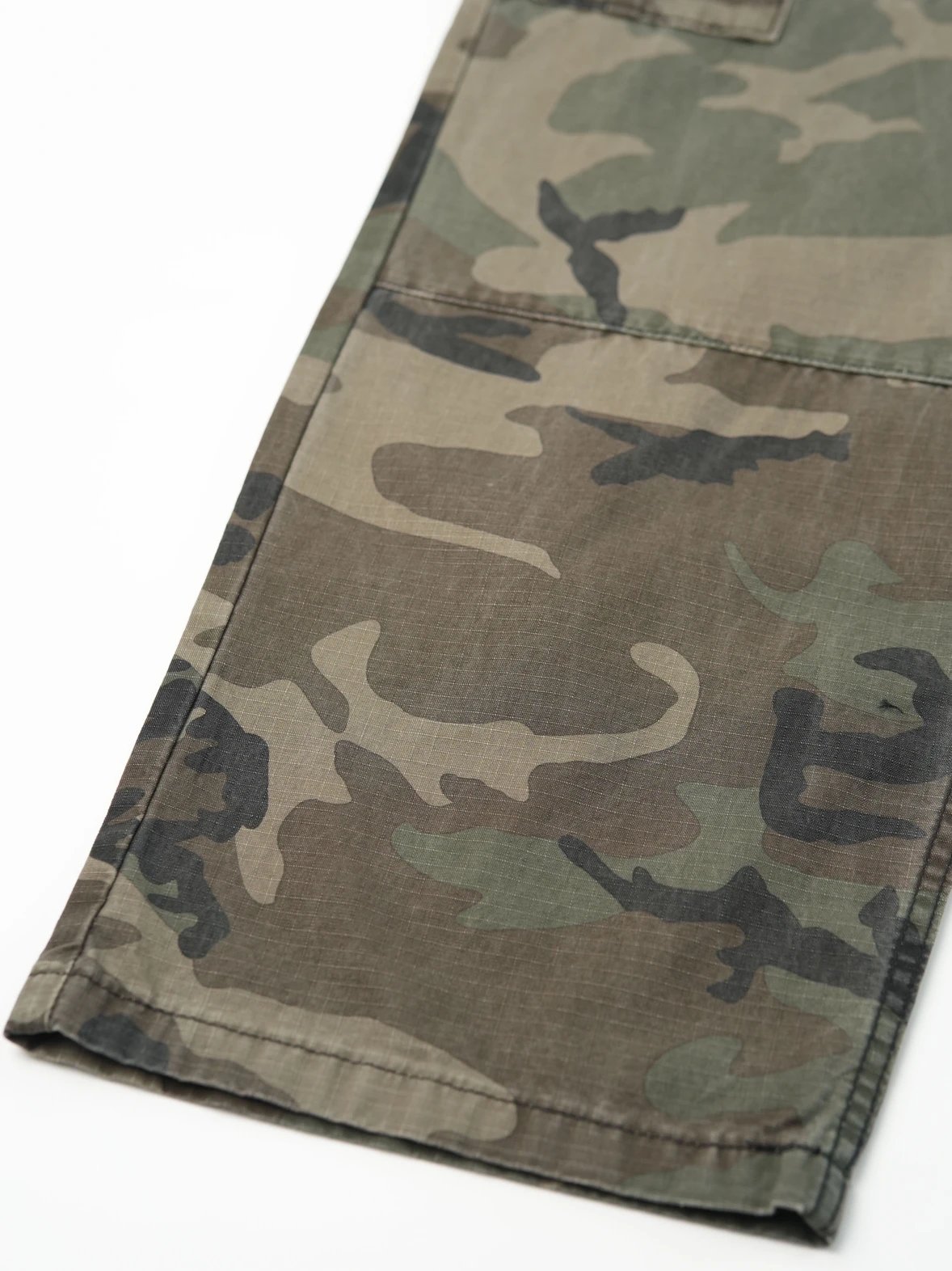 Item ID 8346 CH Camouflage zipper straight mid-rise casual pants “ Kangli direct sp