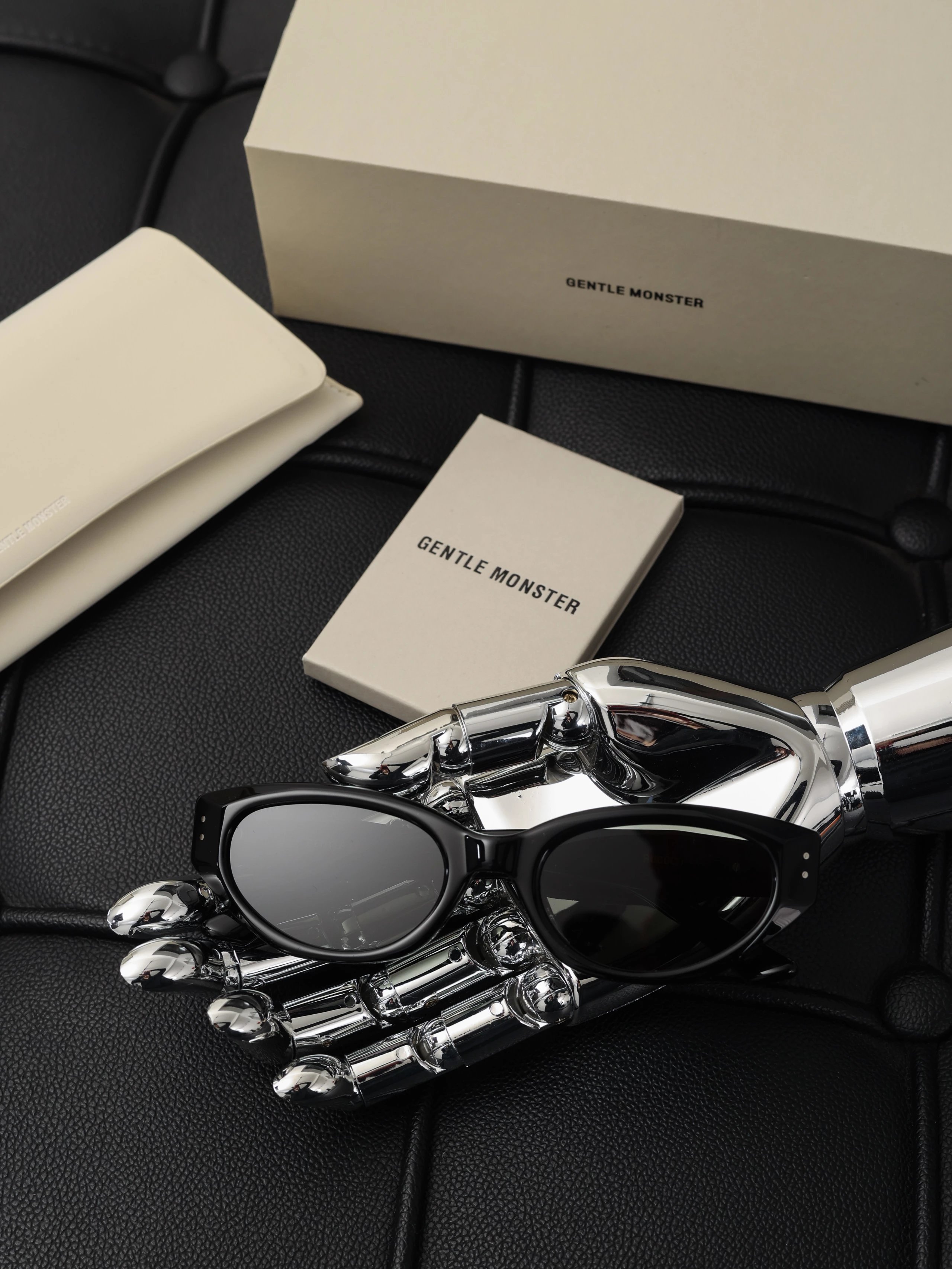 Item ID 8407 GENT1E-M0NSTER- gentleman monster -2023 New style -Rococo cat glasses