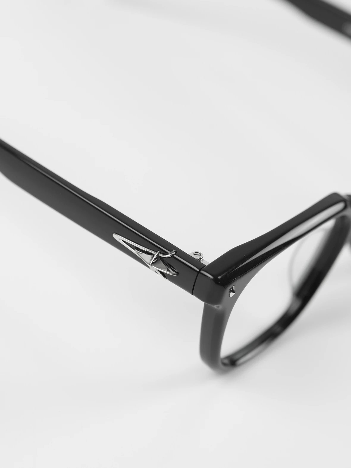 Item ID 8411 GM Vonzo BOLD series logo - Plate frame - Square - Optical frame (anti