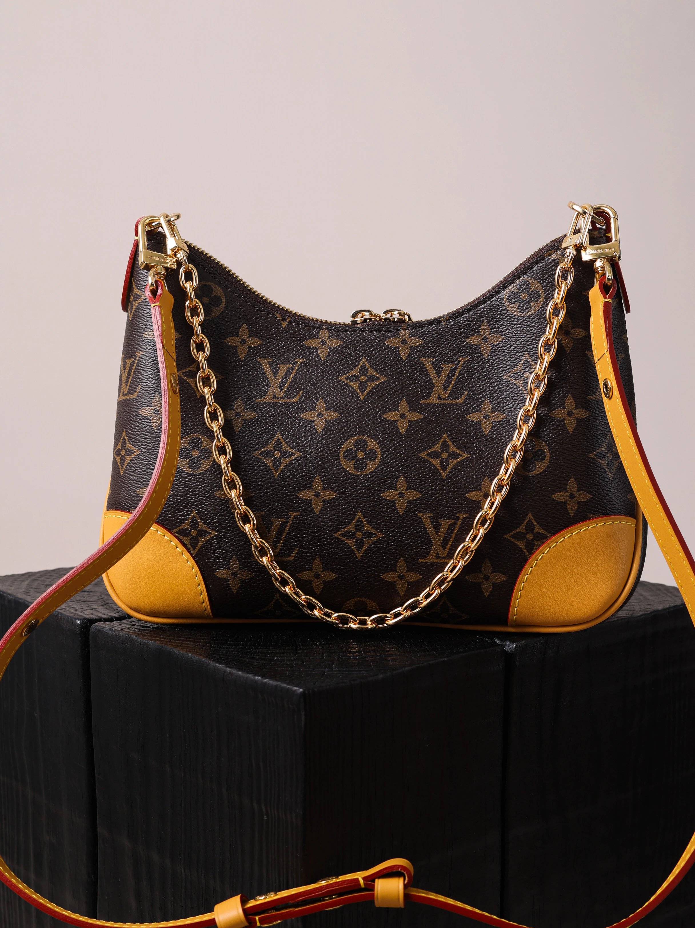 Item ID 8484 Haute Couture -2021ss - Classic Old Flower Series - Bull Horn Shoulder