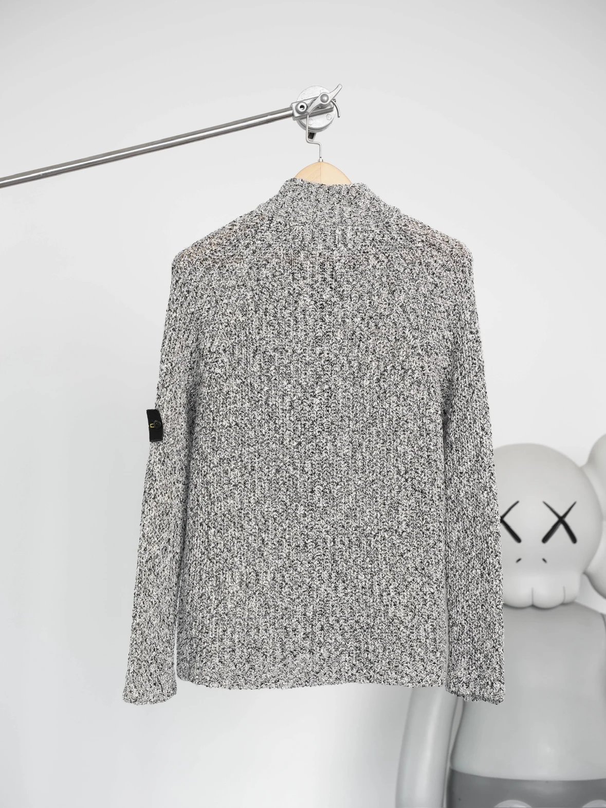 Item ID 8063 Stone-1sland - Island - _Custom woven seven types of yarn_ zipper roun