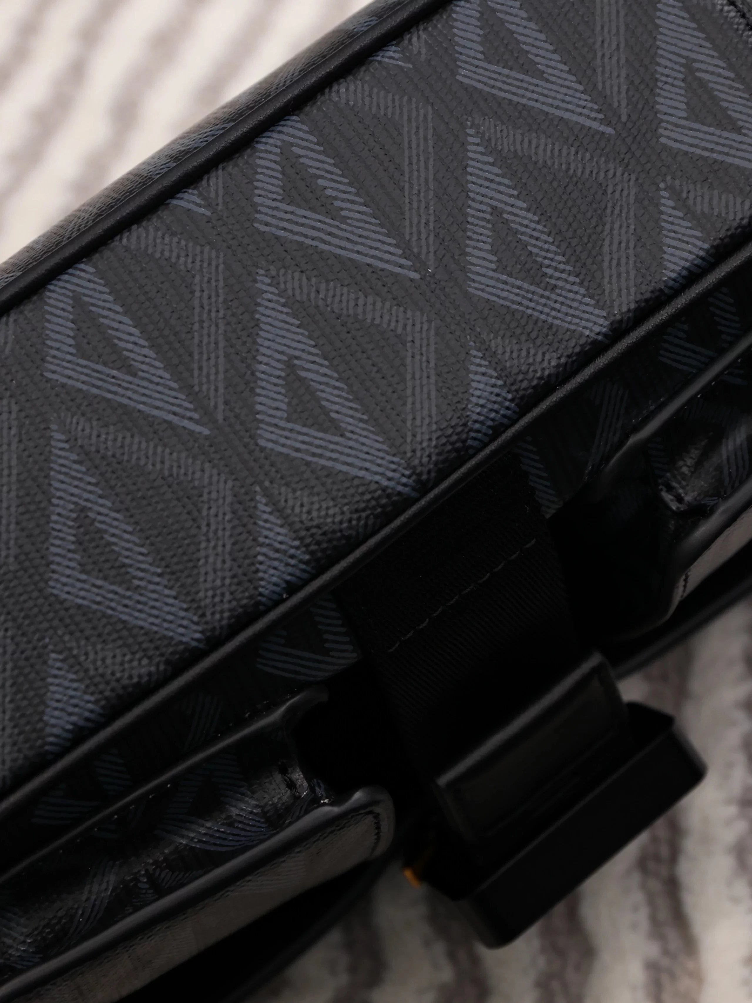 Item ID 8472 DIOR-Dio-2023 New Edition - Diamond CD Navy Blue - Diamond Pattern - C