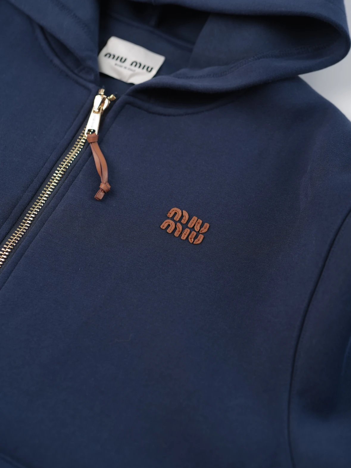 Item ID 8044 Miu Miu SS24- Custom hardware - letter Logo Printed zip hooded long-sl