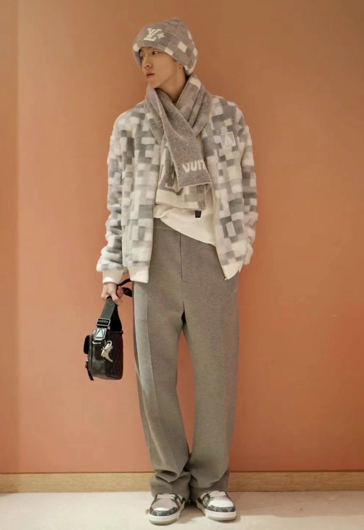 Item ID 8057 SKI Ski series “ Multi-color dyeing ”“ Exclusive counterpoint details