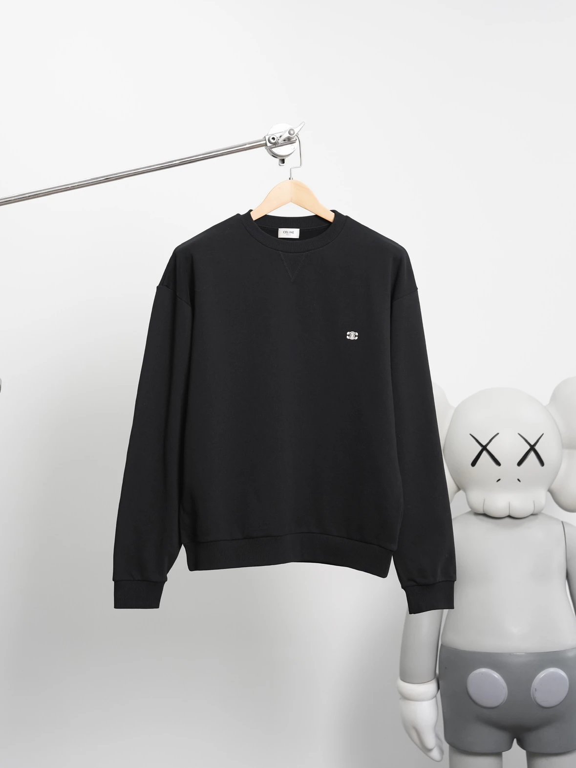 Item ID 8078 CL-SS25-“- embroidery ”“ Neatness differentiates the market ” Solid co