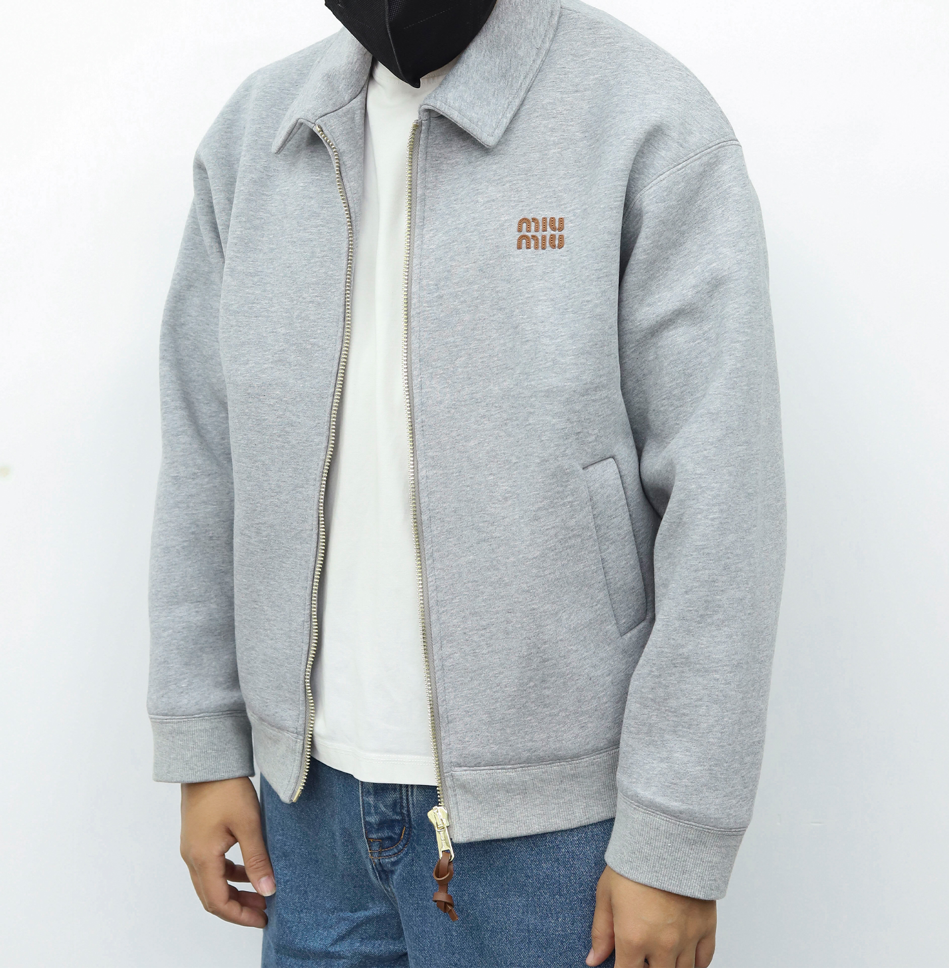 MiuMiu领子拉链外套 灰色