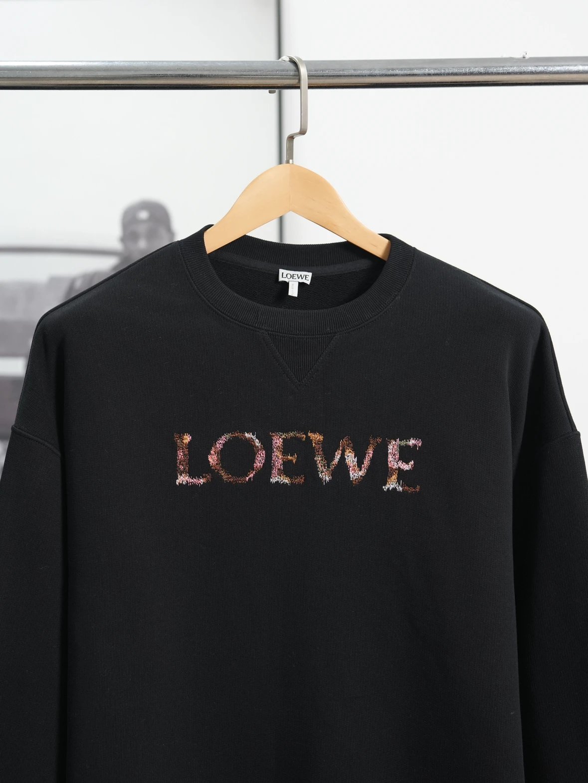 Item ID 8084 L0EWE- Colorful logo Hoodie “ Exclusive embroidery data ”SS25 Regular