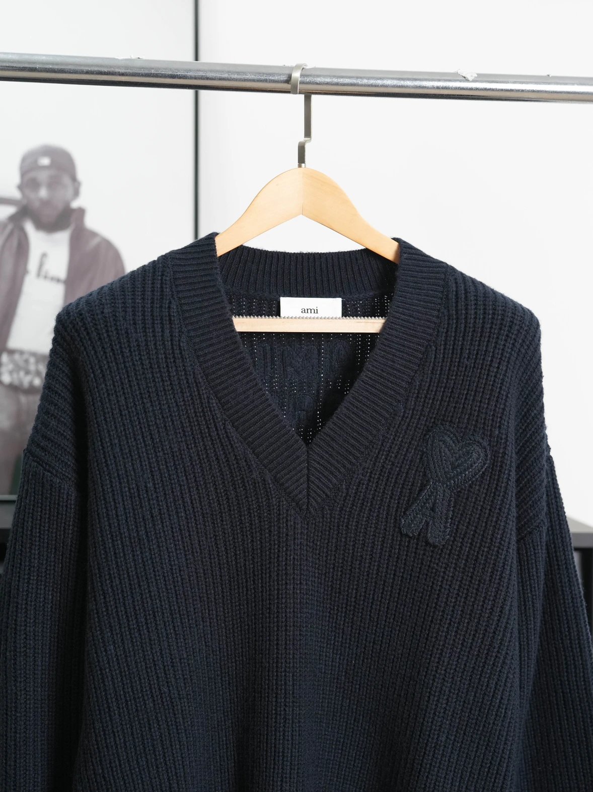 Item ID 8069 AMI love “ Custom weaving and dyeing yarn ” text logo woven stripes V