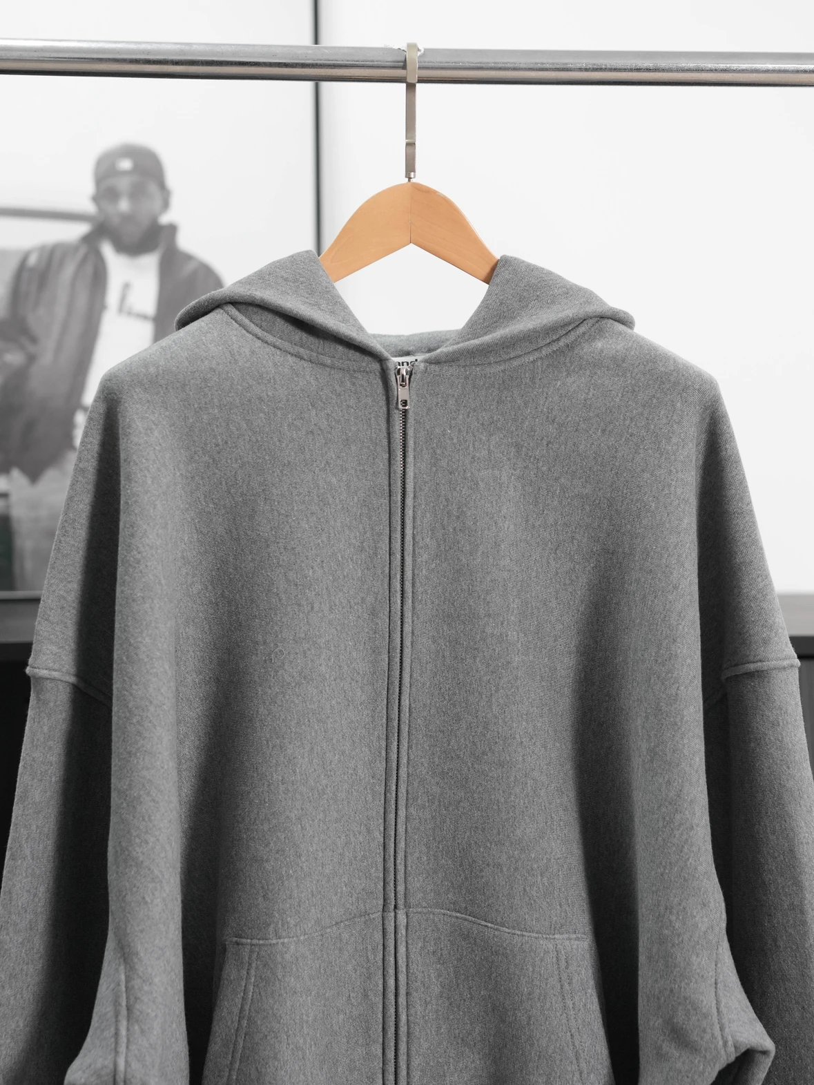 Item ID 8148 king alexander SS24“ Fleece lining ” Star foam logo printed hooded swe