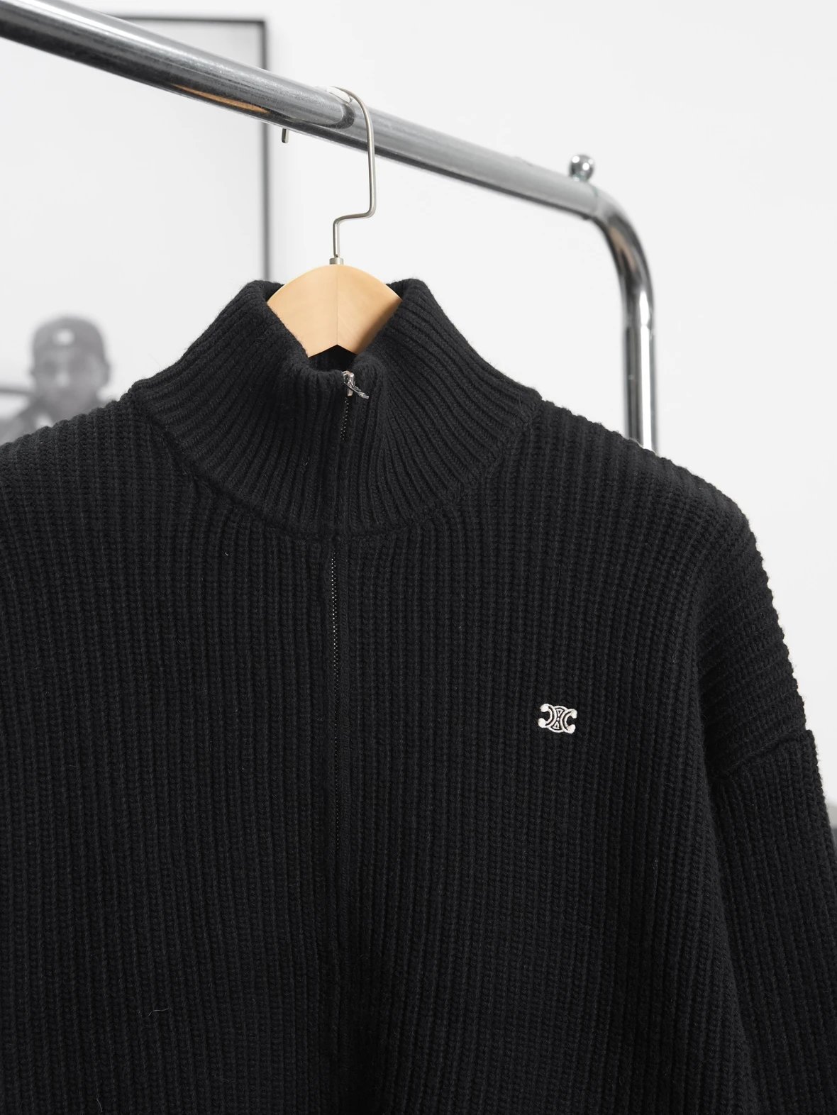 Item ID 8255 CEL1NE- ribbing “ wool blend ” turtleneck long sleeve sweater - Same s