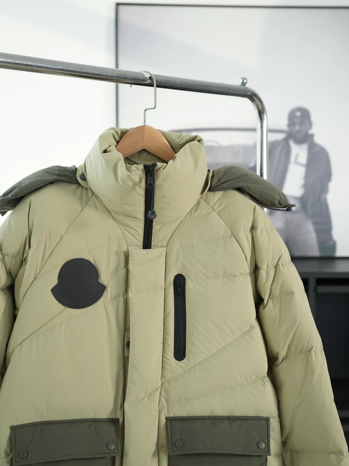 Item ID 8113 GENIUS-x- Fei Dong - Joint model -“ All excipients customized ” Hooded