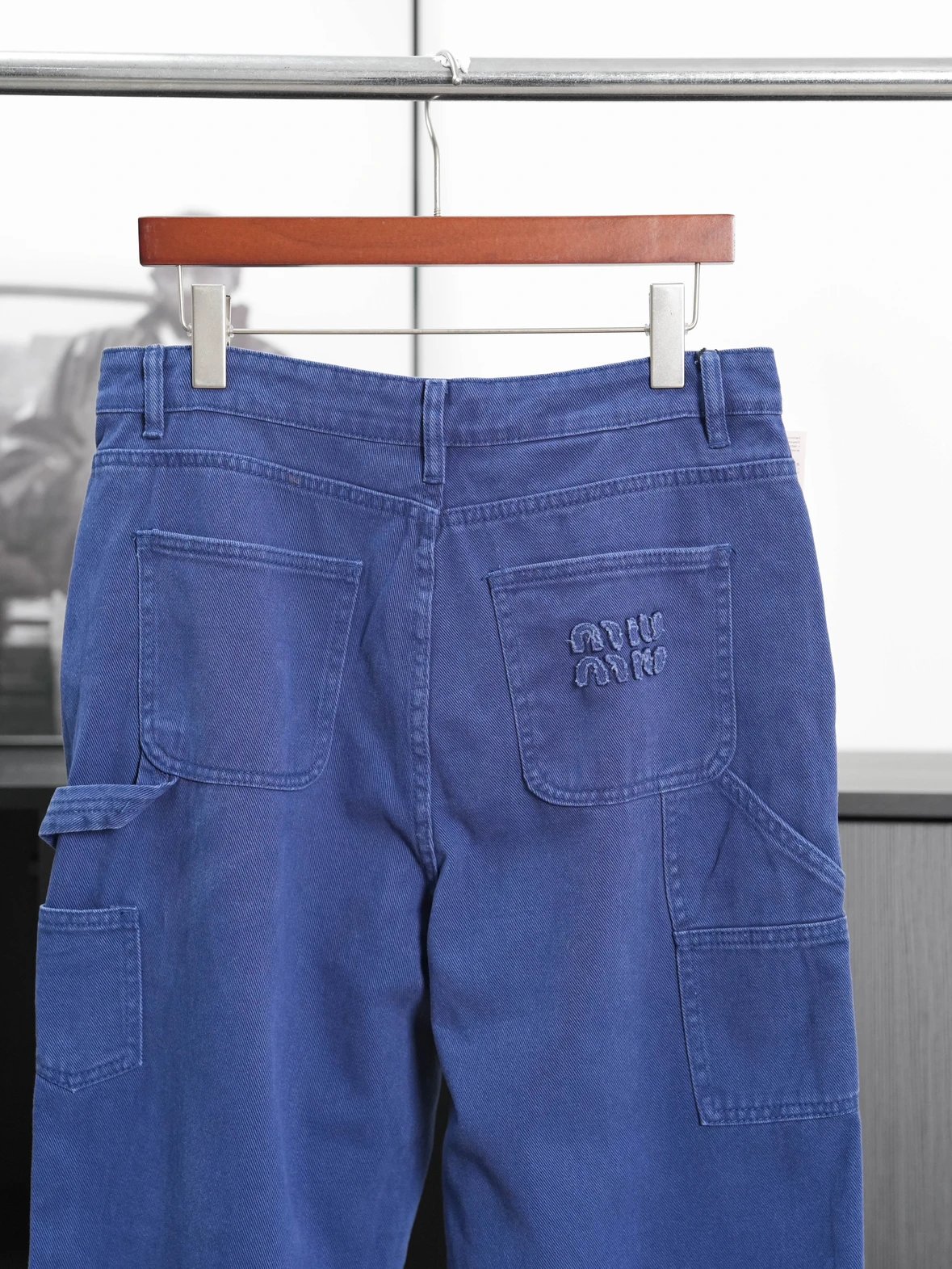 Item ID 8355 Miu Miu SS25 Spring Festival Series Solid Color Loose Embroidered Logo