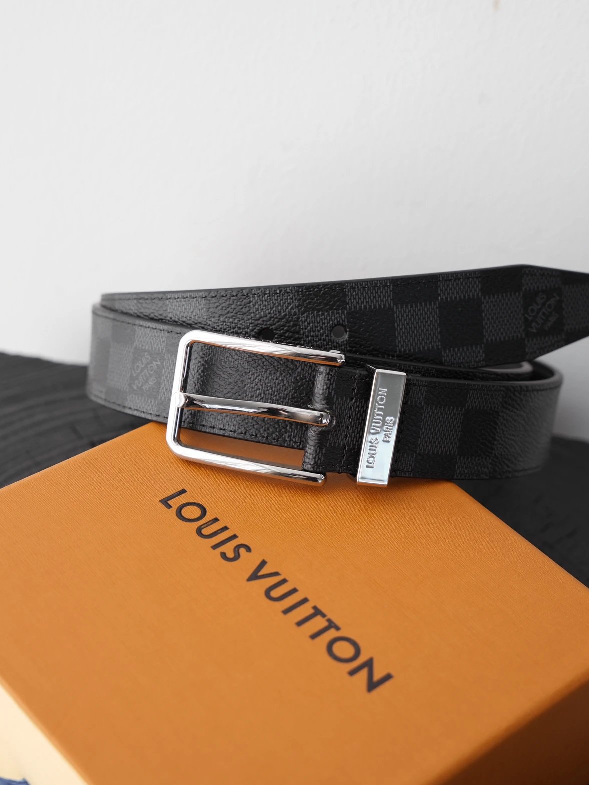 Item ID 8391 Advanced Customization - Logo Letter Engraving - Checkerboard Needle B