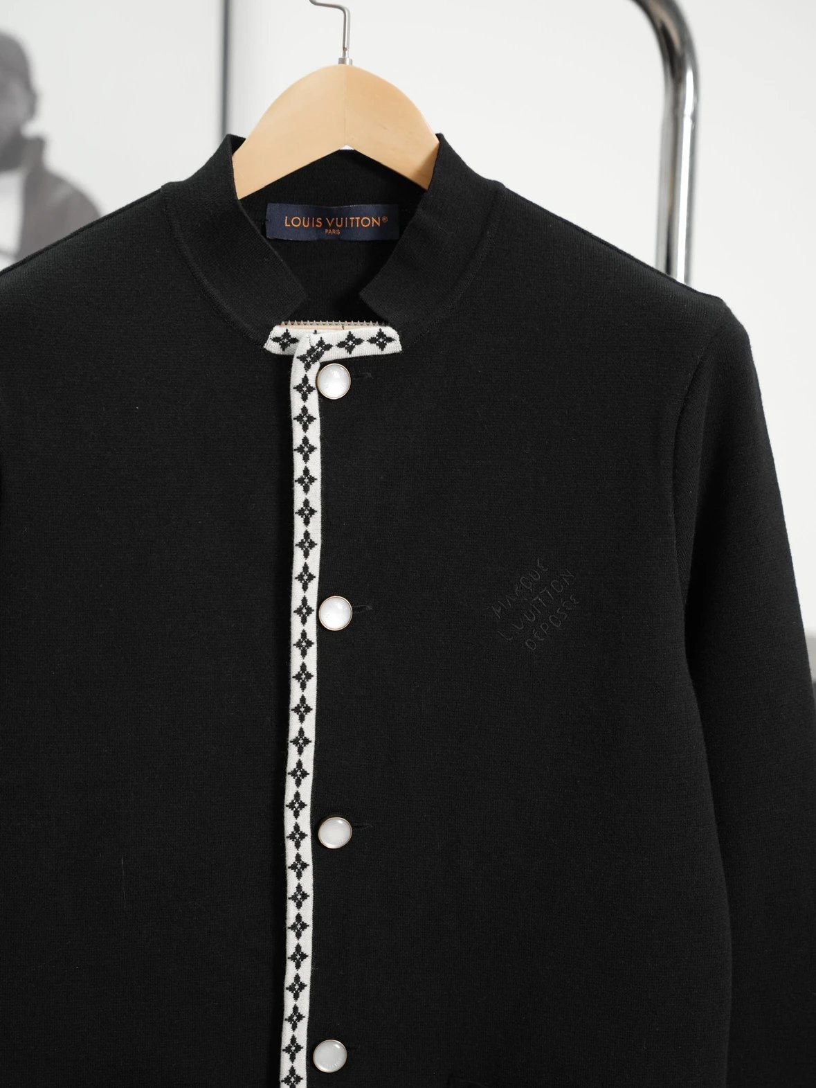 Item ID 8060 SS25 Spring Men's Collection _Exclusive Button_ _Refined Wool_ Knitted