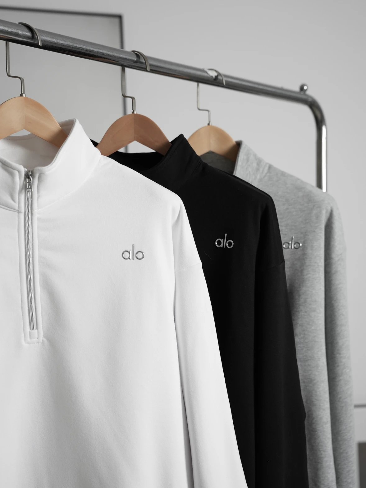 Item ID 8068 aloyoga-Accolade Stand collar solid color “65% cotton ➕35% polyester ”