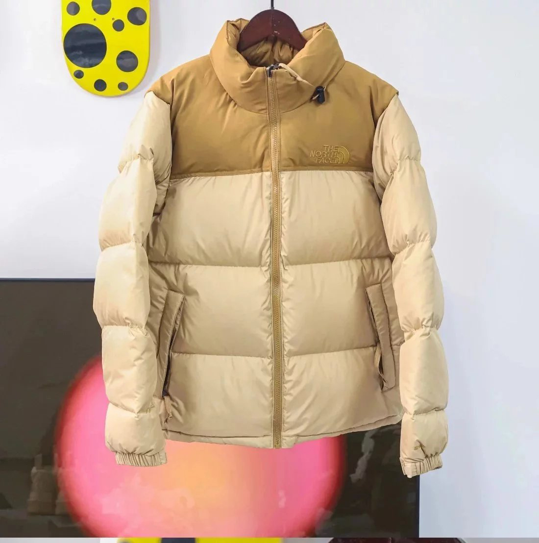 Item ID 8097 90% Down - Correct 85% Goose Down - Poison Home Magic Buckle+Hexagonal