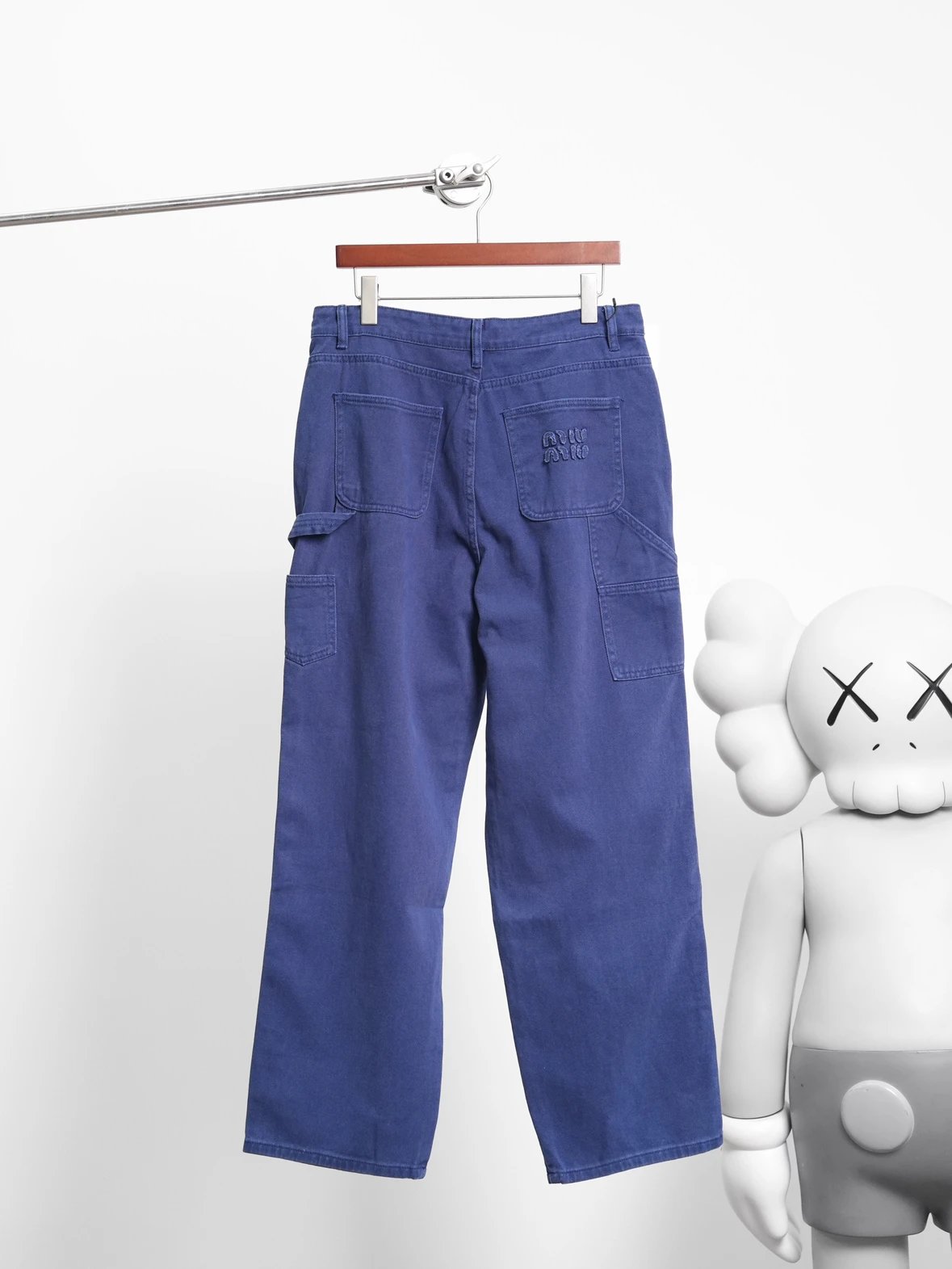 Item ID 8355 Miu Miu SS25 Spring Festival Series Solid Color Loose Embroidered Logo