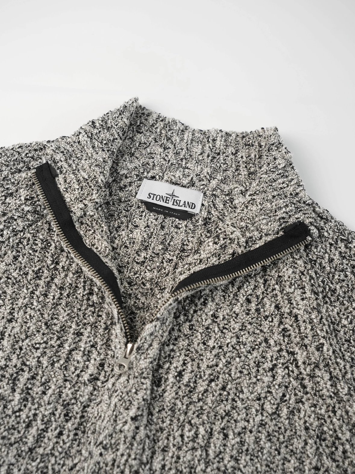 Item ID 8063 Stone-1sland - Island - _Custom woven seven types of yarn_ zipper roun