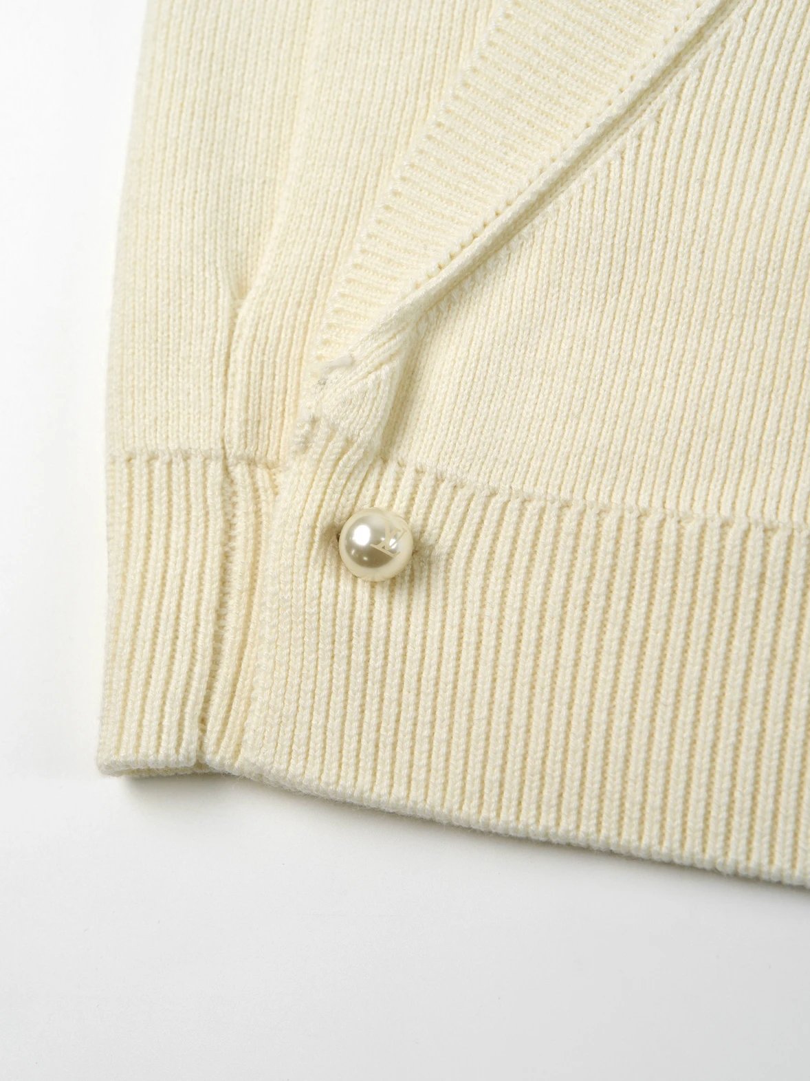 Item ID 8003 FW25“70% Sheep wool -30% Combed cotton ” Early autumn men's series let