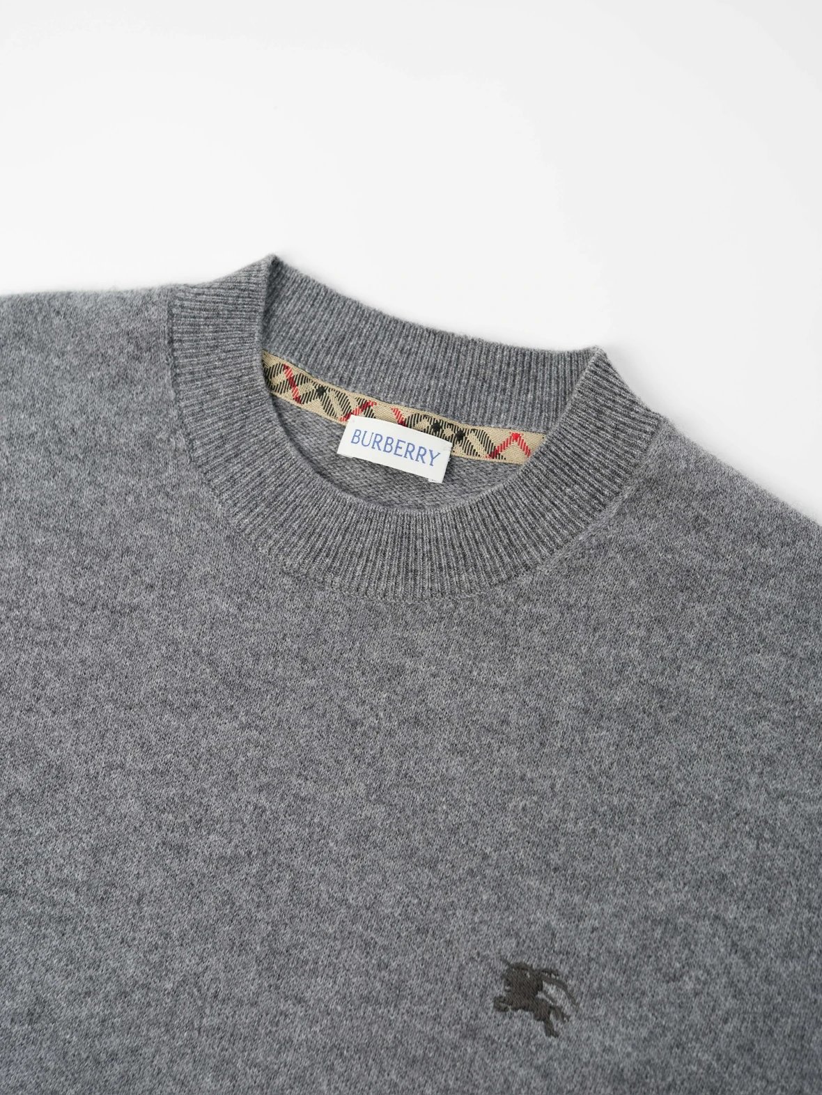 Item ID 8074 BBR Cashmere wool crew neck sweater “90% wool ➕10% Cashmere ”- Basulan