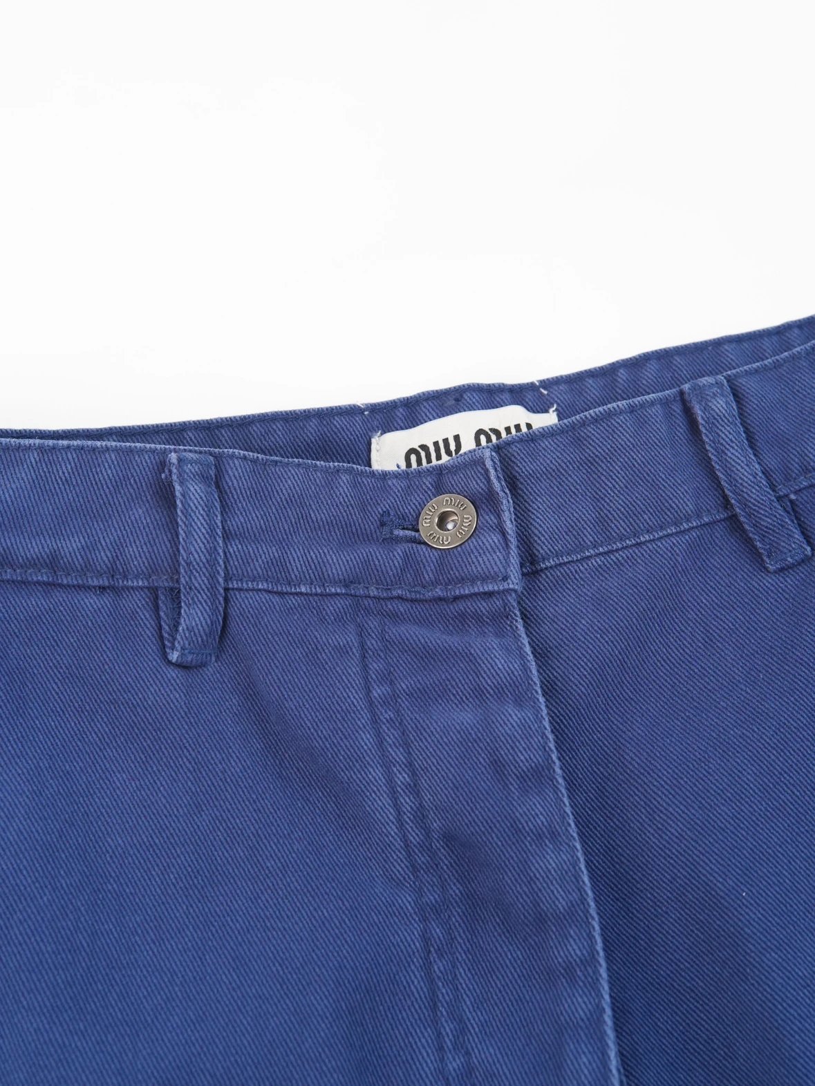 Item ID 8355 Miu Miu SS25 Spring Festival Series Solid Color Loose Embroidered Logo