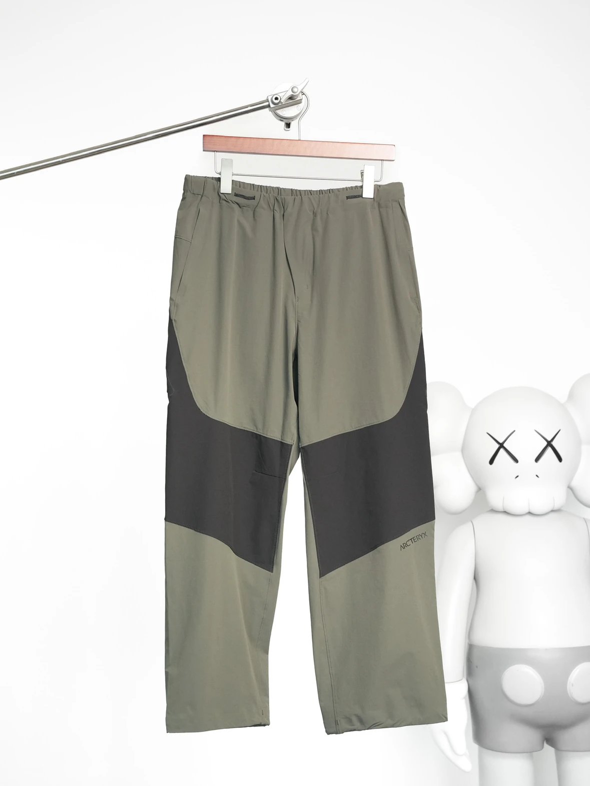 Item ID 8357 SS23S-Drop5 Series - _Elastic Technology Fabric_ CargoPant Retro Sport