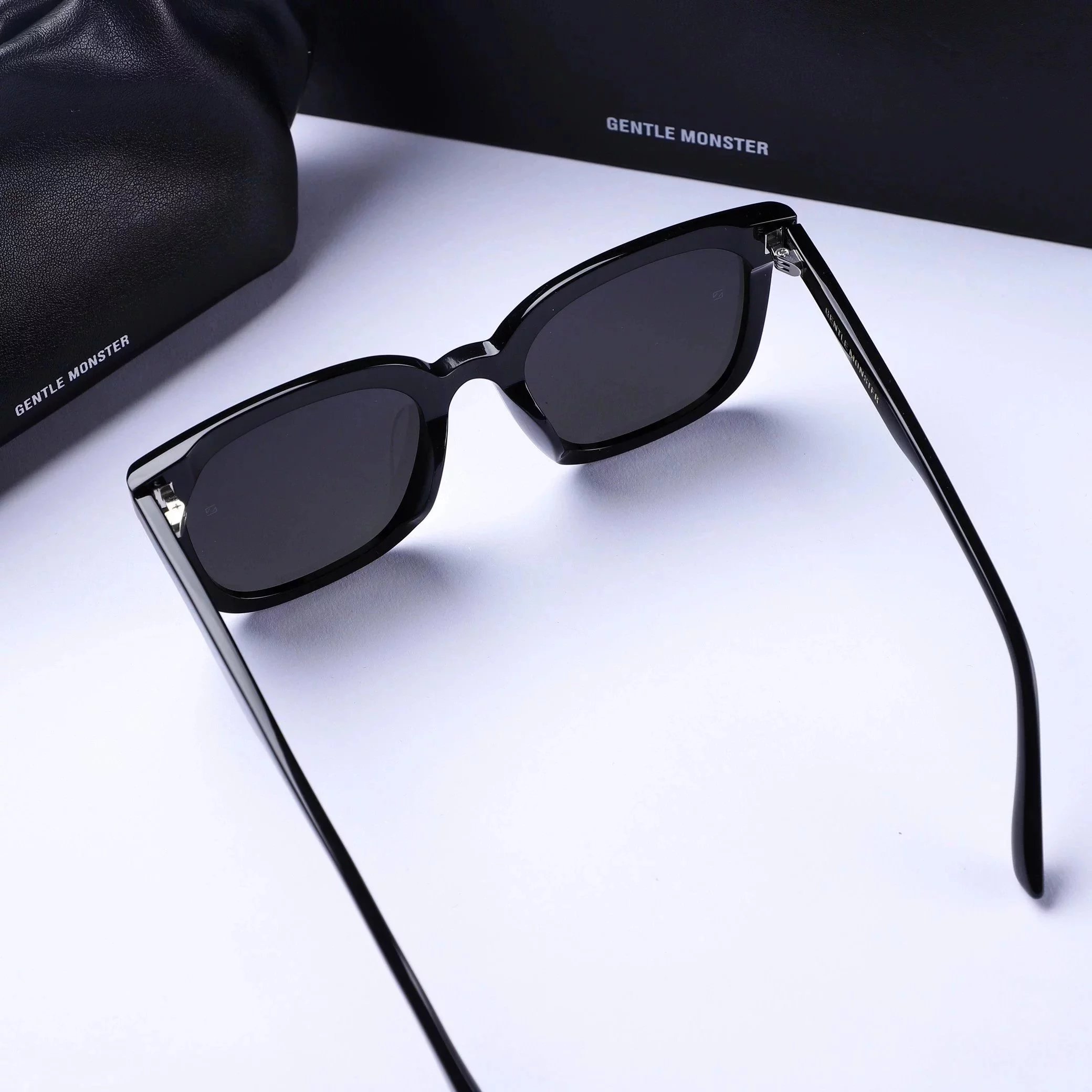 Item ID 8410 Gentleman Monster Sunglasses - Large frame classic versatile sunglasse