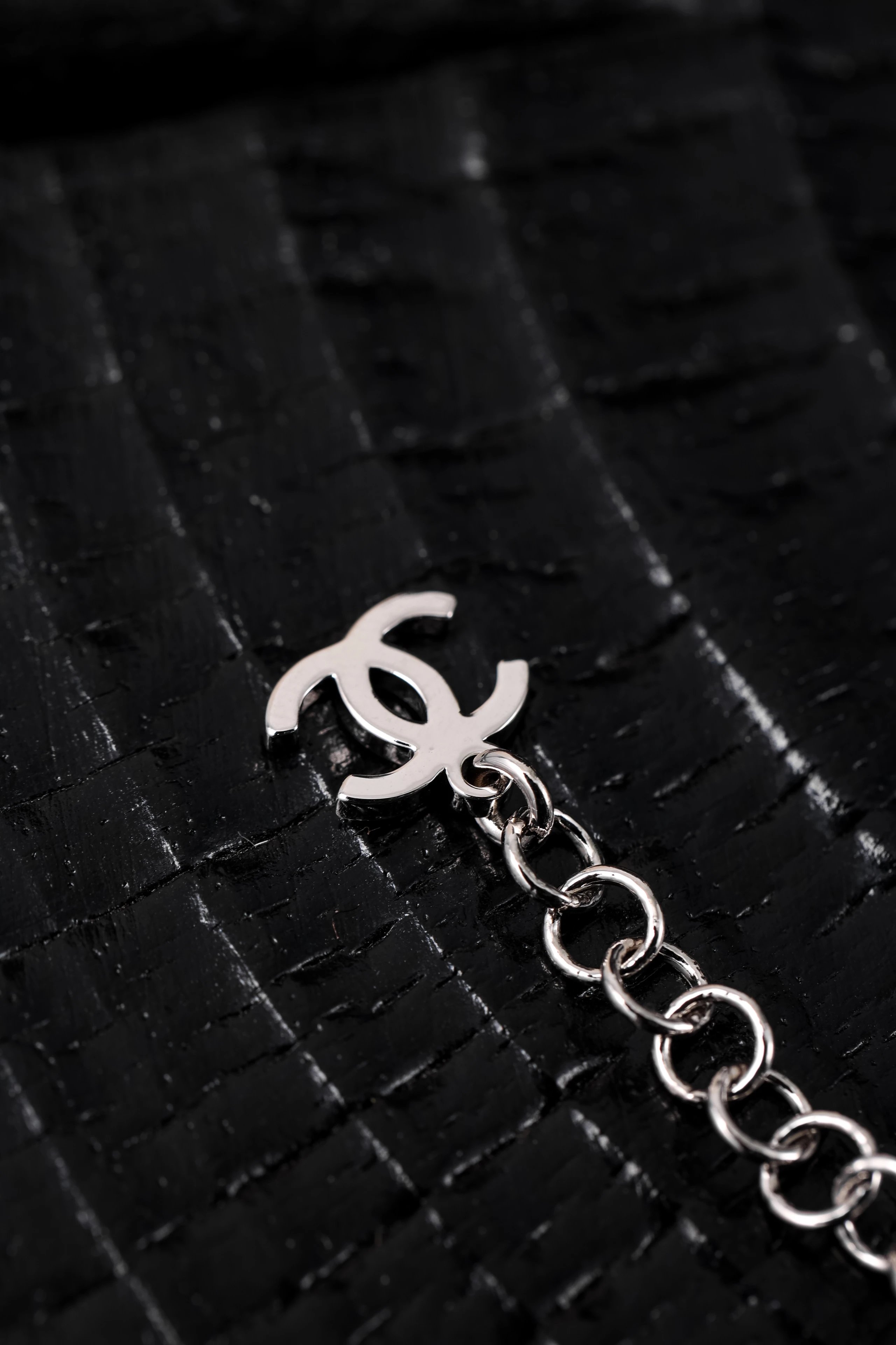 Item ID 8373 CHANE1- Xiaoxiang -2025ss-25P Love series necklace - Metal crystal mat