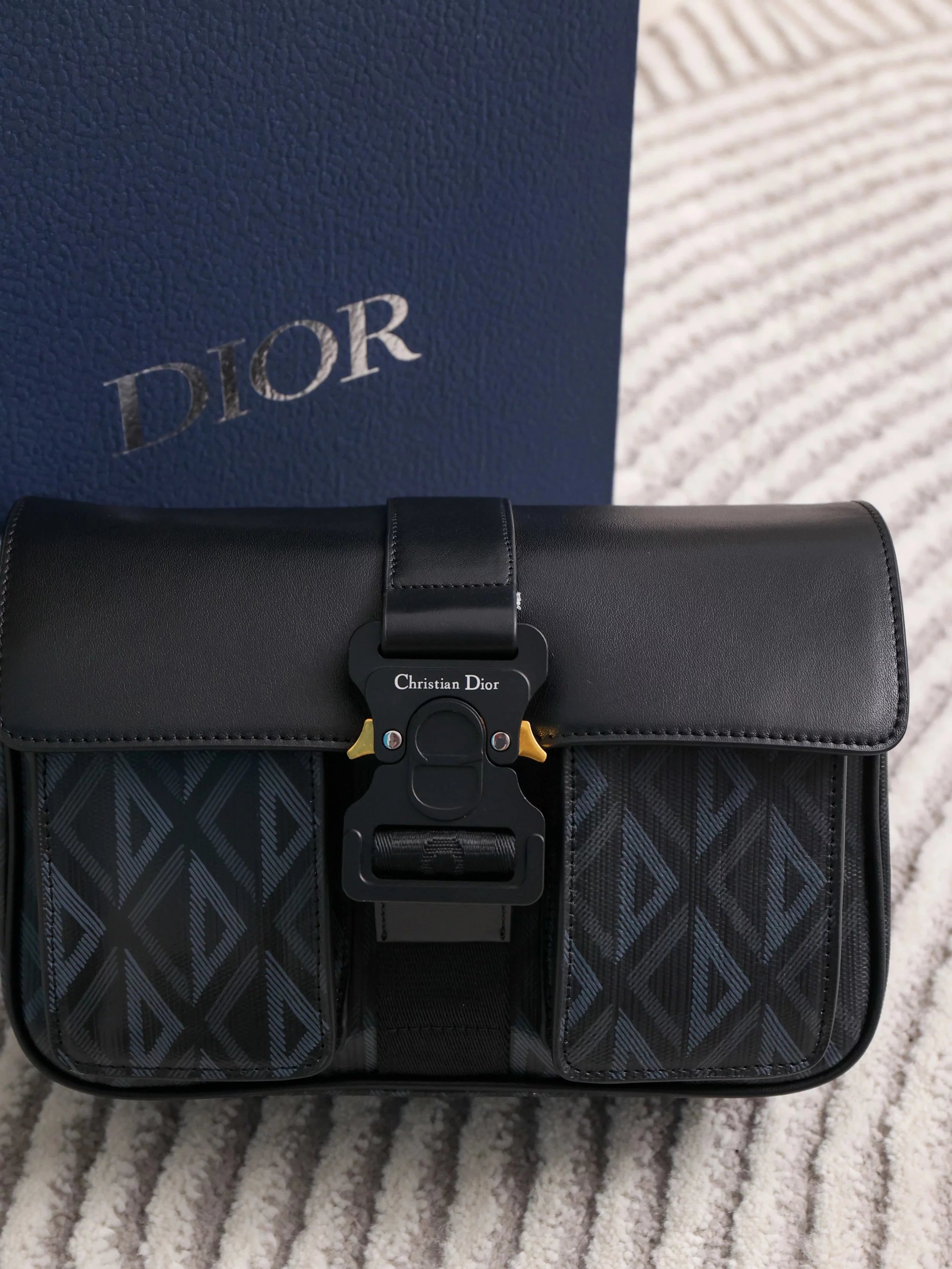Item ID 8472 DIOR-Dio-2023 New Edition - Diamond CD Navy Blue - Diamond Pattern - C