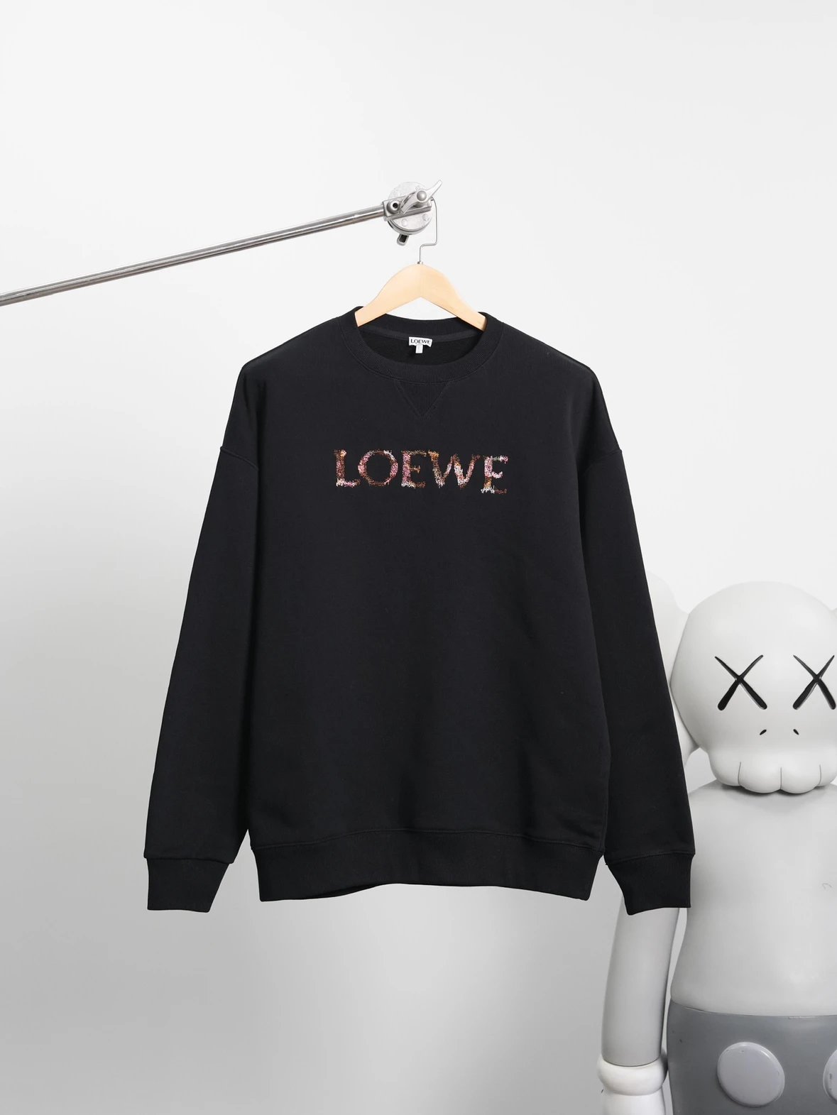 Item ID 8084 L0EWE- Colorful logo Hoodie “ Exclusive embroidery data ”SS25 Regular