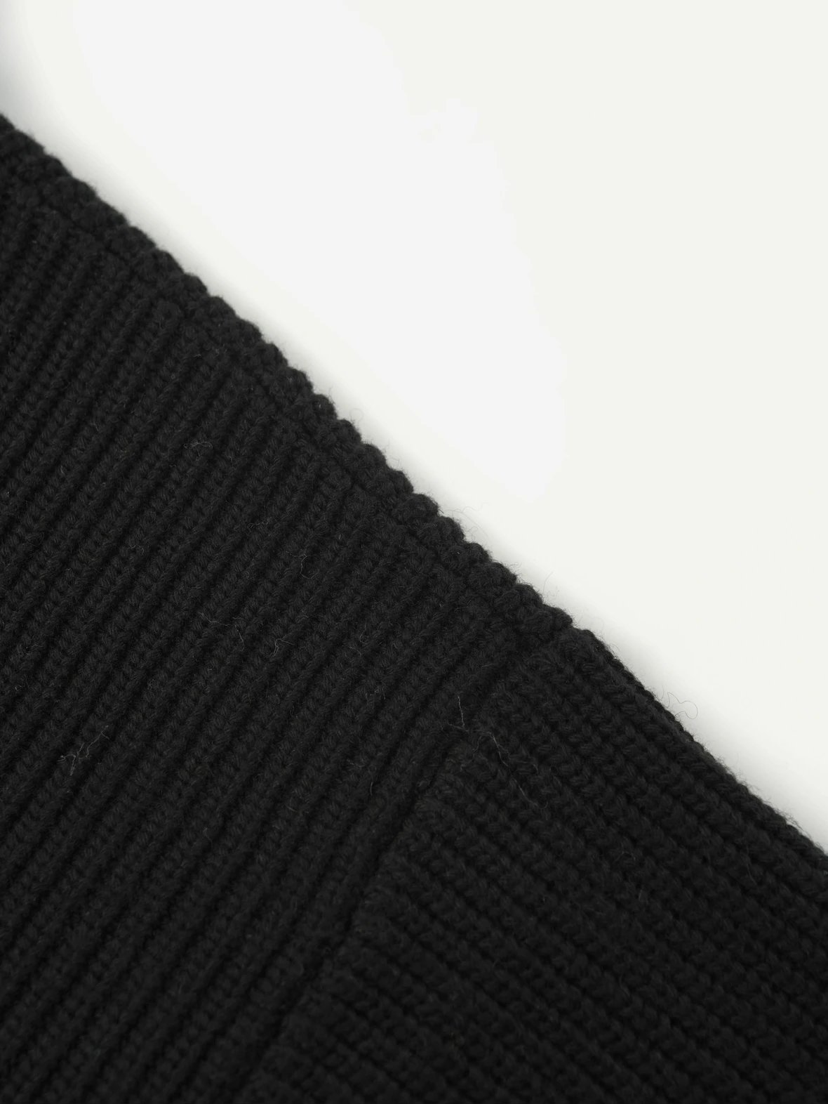 Item ID 8255 CEL1NE- ribbing “ wool blend ” turtleneck long sleeve sweater - Same s