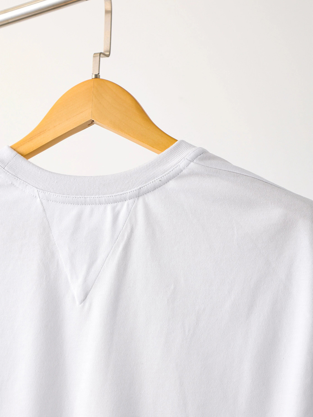 Item ID 8294 Bottega-Venet@-BV-2025ss- Small match pattern embroidered short sleeve