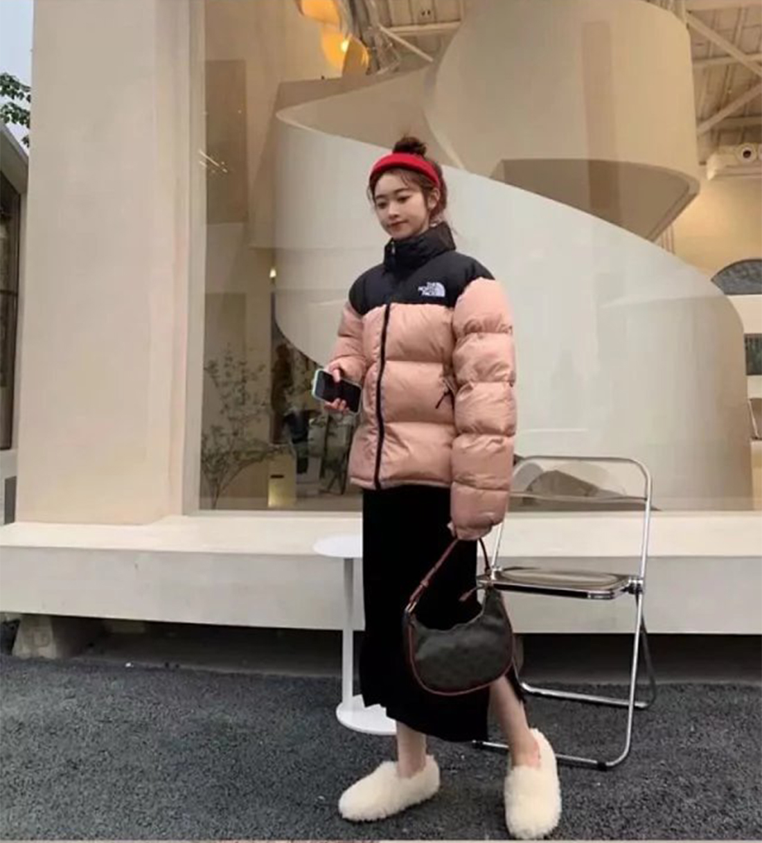 Item ID 8097 90% Down - Correct 85% Goose Down - Poison Home Magic Buckle+Hexagonal