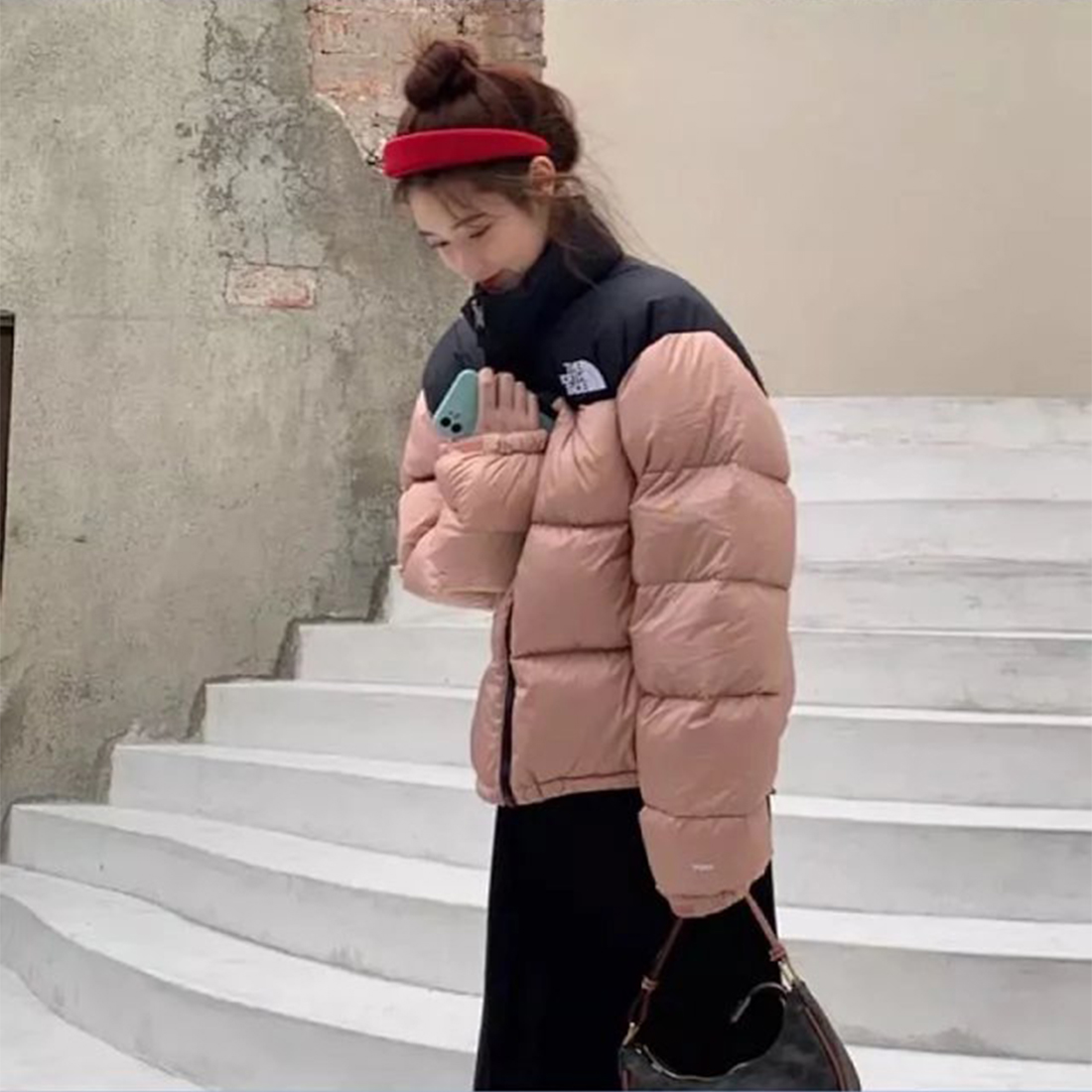 Item ID 8097 90% Down - Correct 85% Goose Down - Poison Home Magic Buckle+Hexagonal