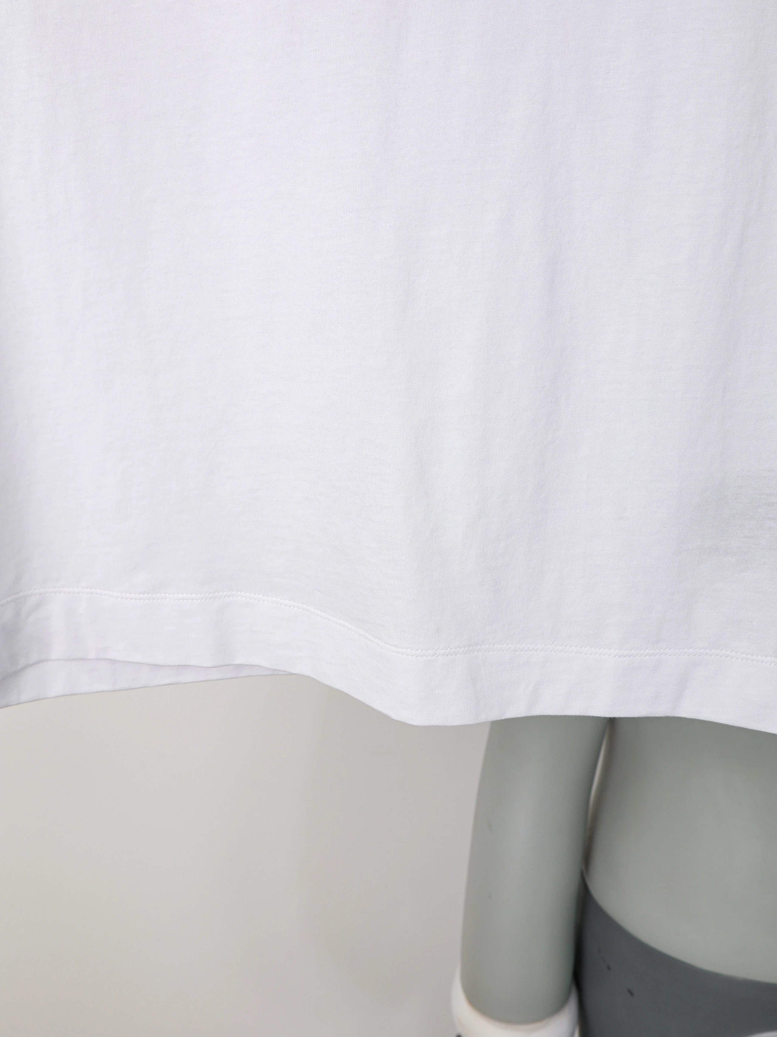 Item ID 8332 Zegn@- Jenia-2023S - Basic Satin Lightweight Short Sleeve -70s Lyocell