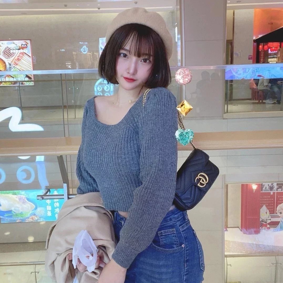 Item ID 8479 GUC- Hot stamping pair Glogo- classic retro mini shoulder bag crossbod