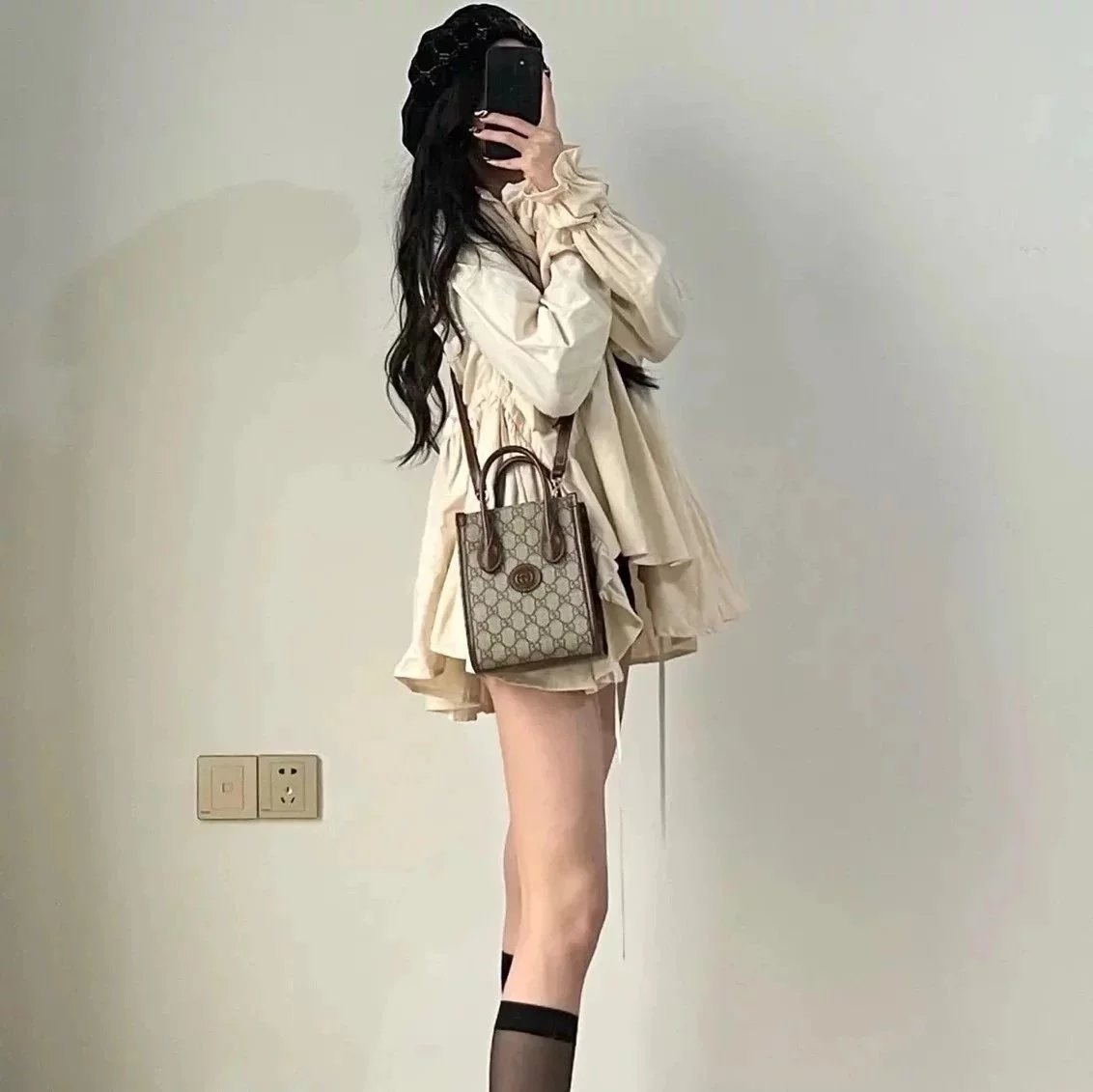 Item ID 8480 GUCCI Gucci GG-Retro Series decorated with interlocking pairs G mini t
